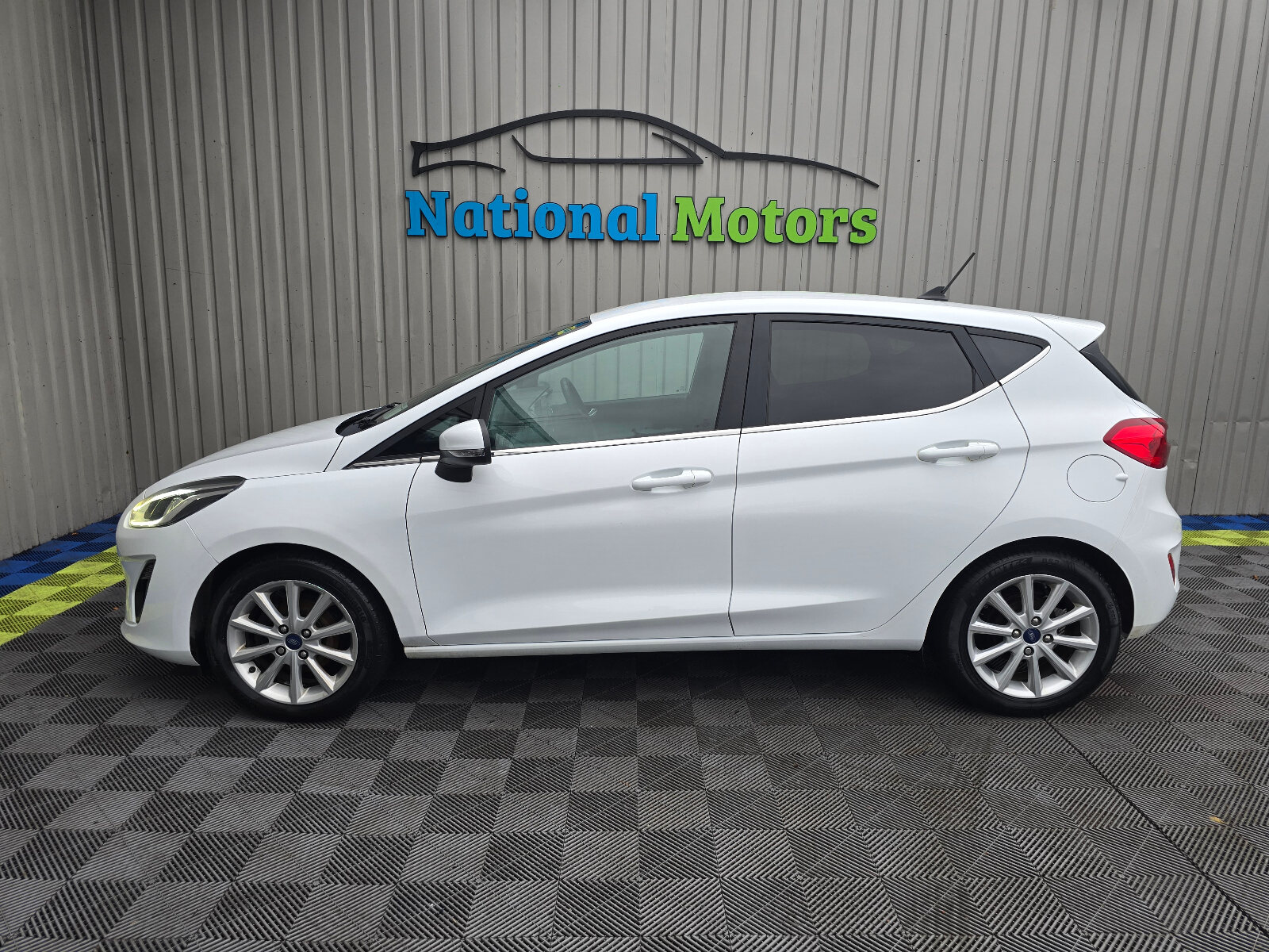 2019 Ford Fiesta TITANIUM 1.0 PETROL - Image 6