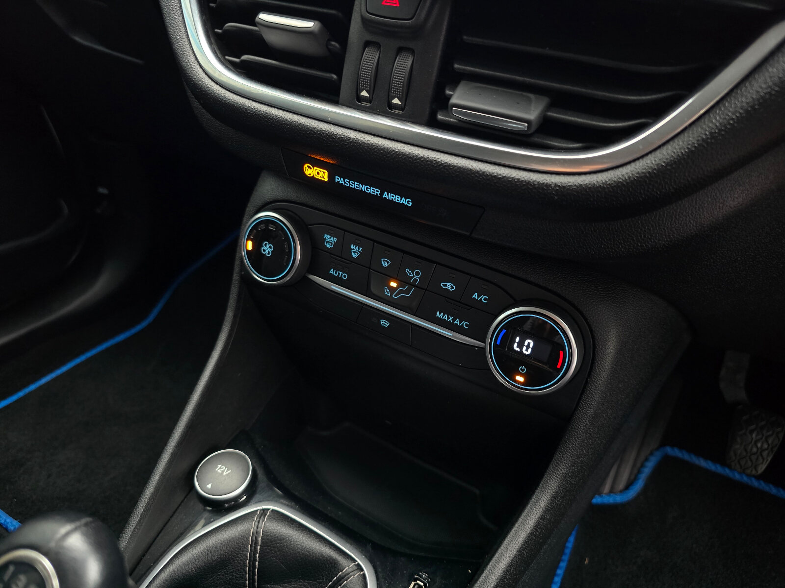 2019 Ford Fiesta TITANIUM 1.0 PETROL - Image 14