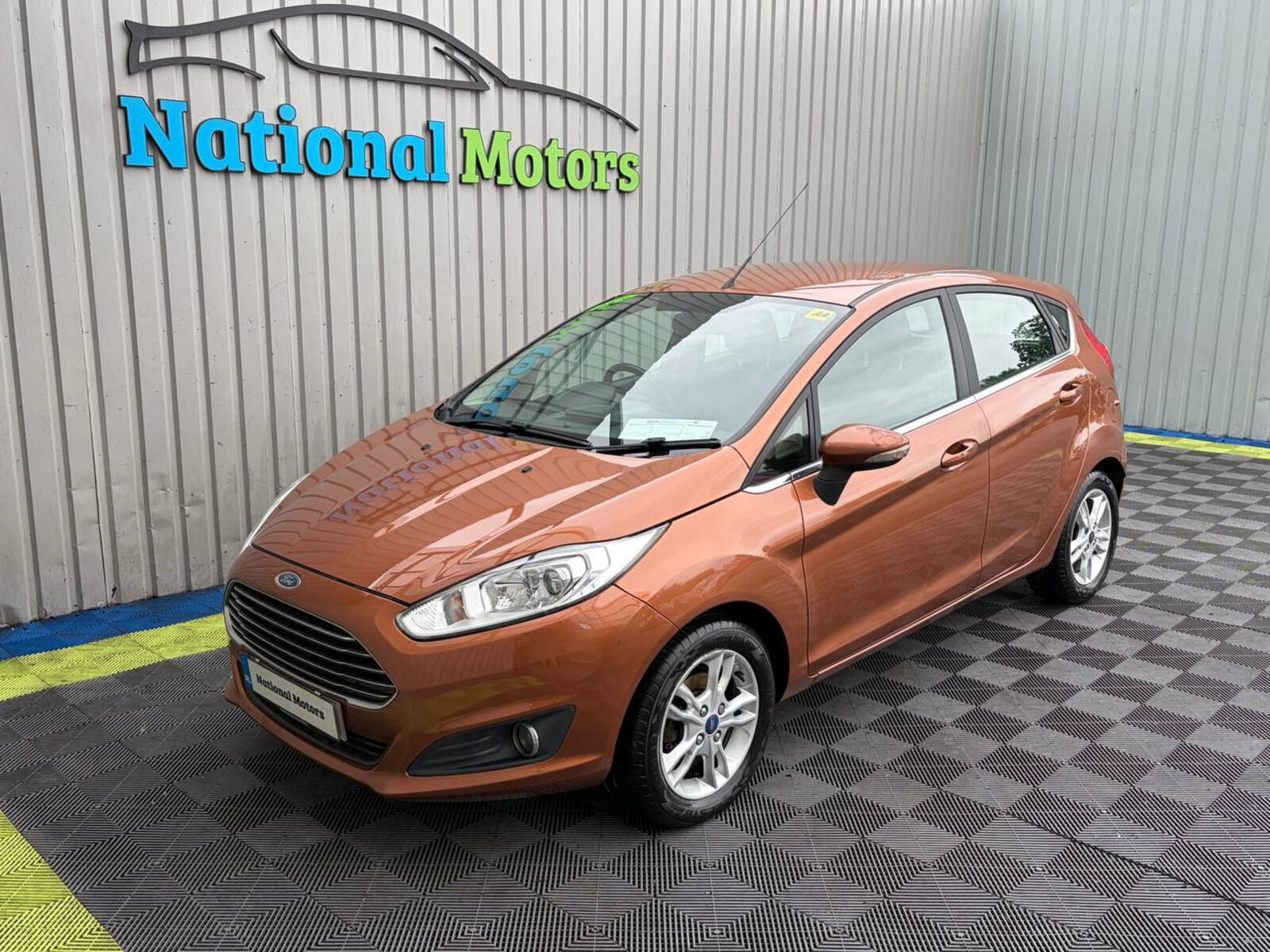 2015 Ford Fiesta Zetec 1.0 PETROL - Image 7