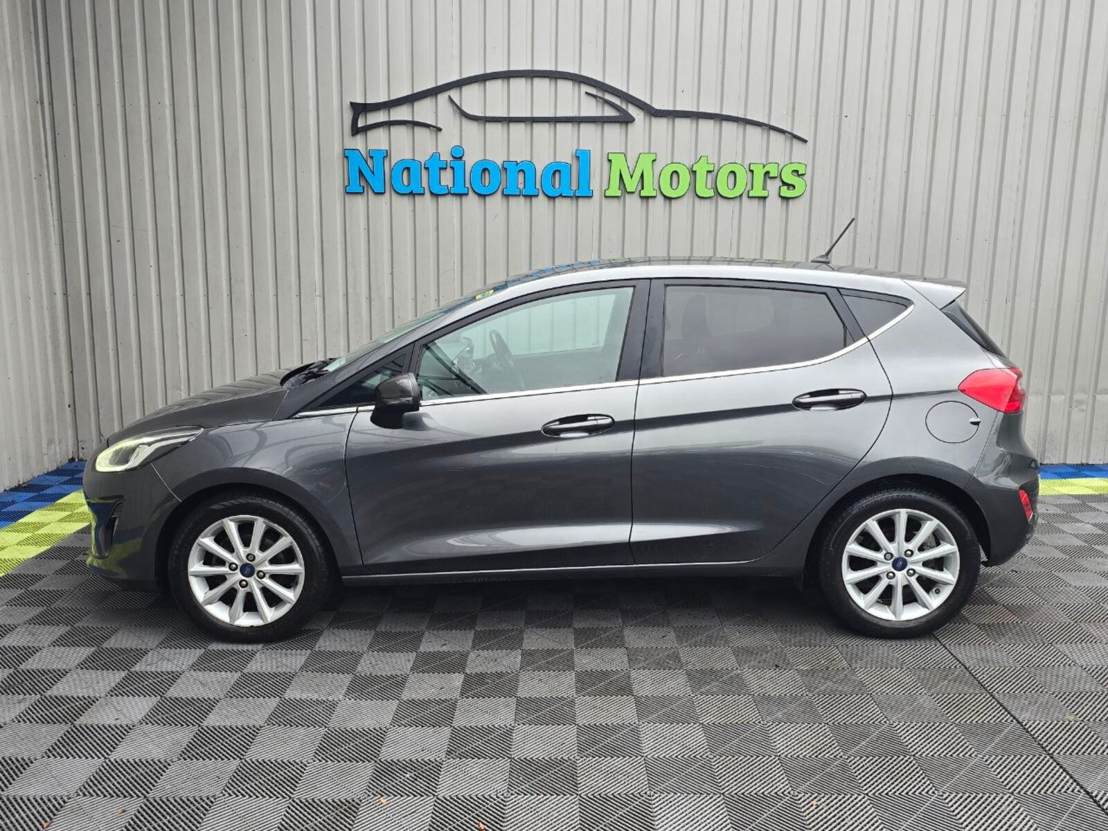 2017 Ford Fiesta TITANIUM 1.0 PETROL - Image 7