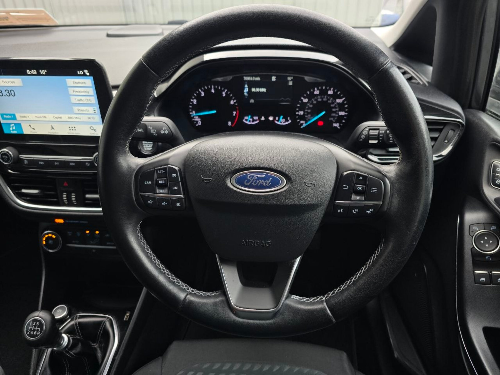 2017 Ford Fiesta TITANIUM 1.0 PETROL - Image 16