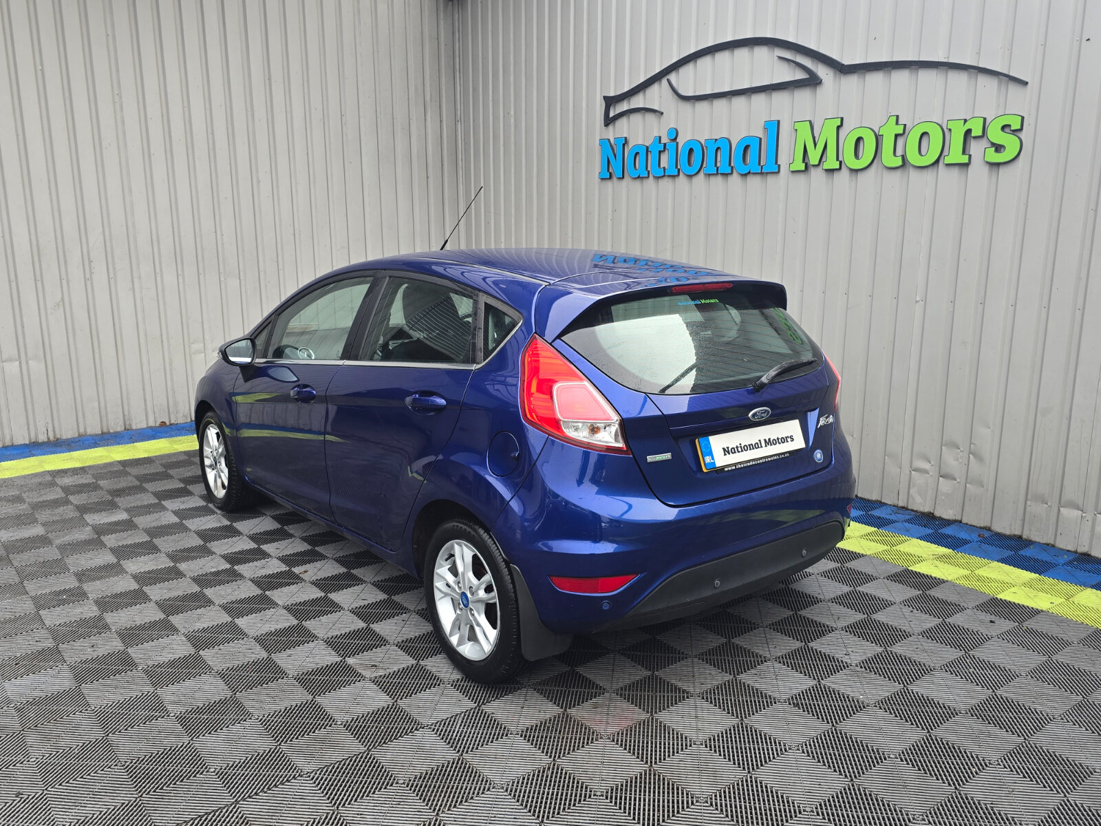 2015 Ford Fiesta 1.0 PETROL - Image 6