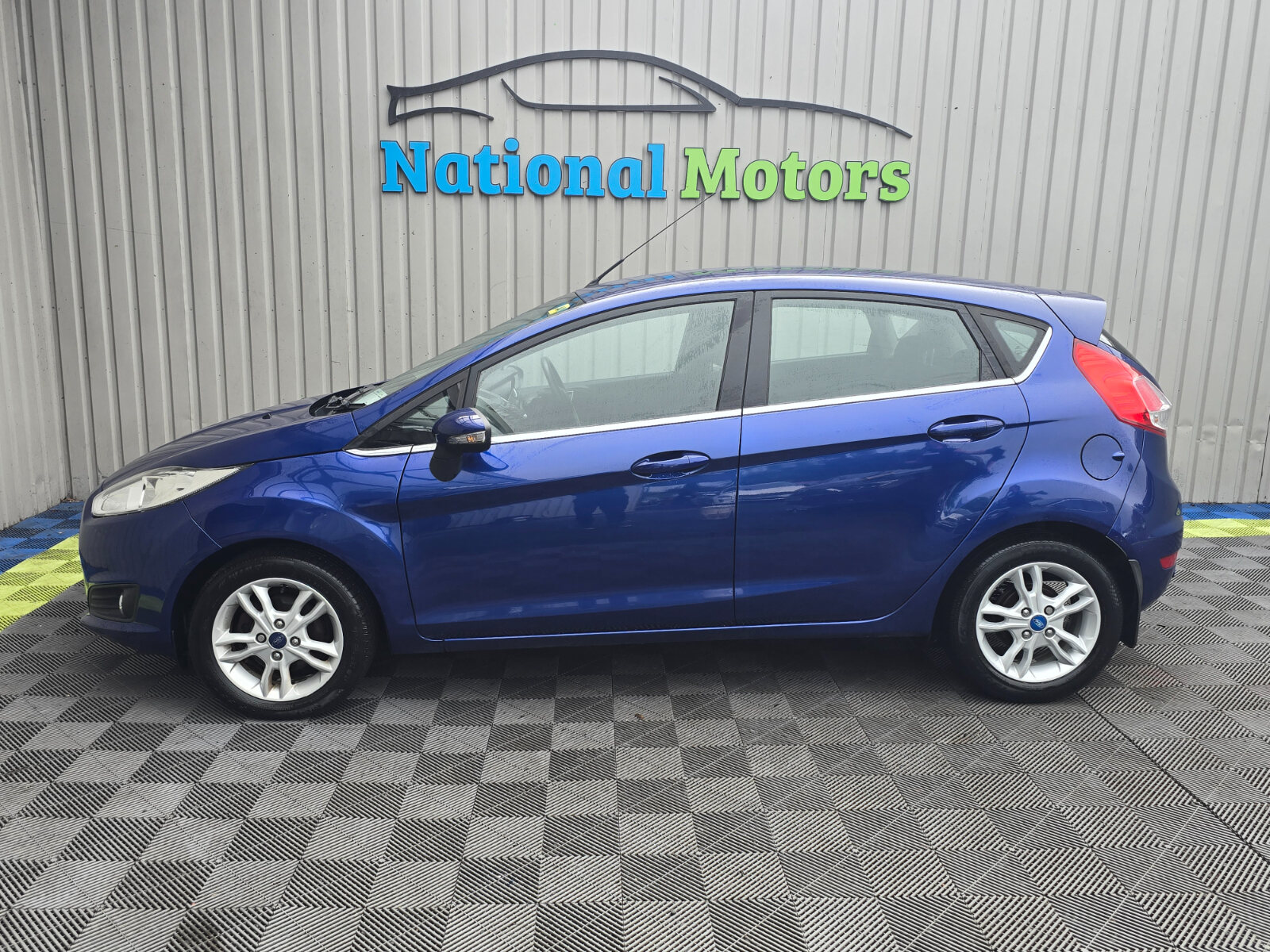 2015 Ford Fiesta 1.0 PETROL - Image 7