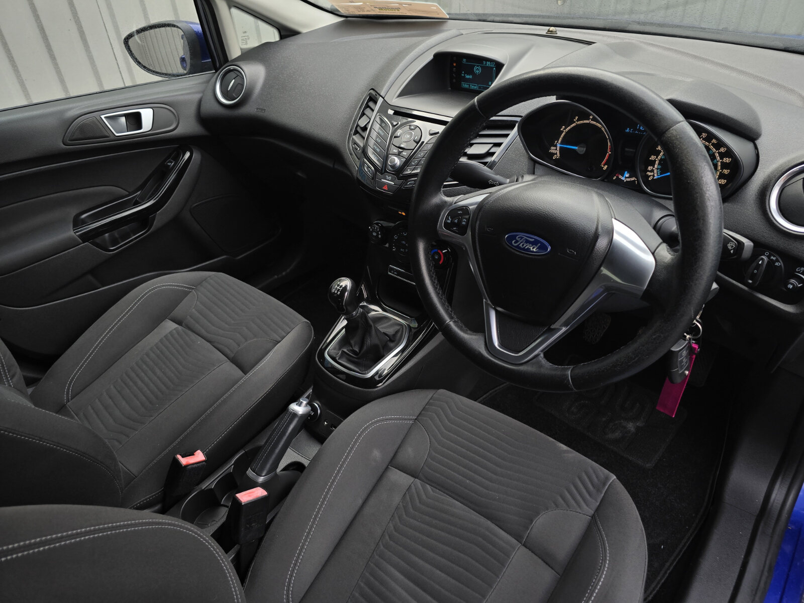 2015 Ford Fiesta 1.0 PETROL - Image 12
