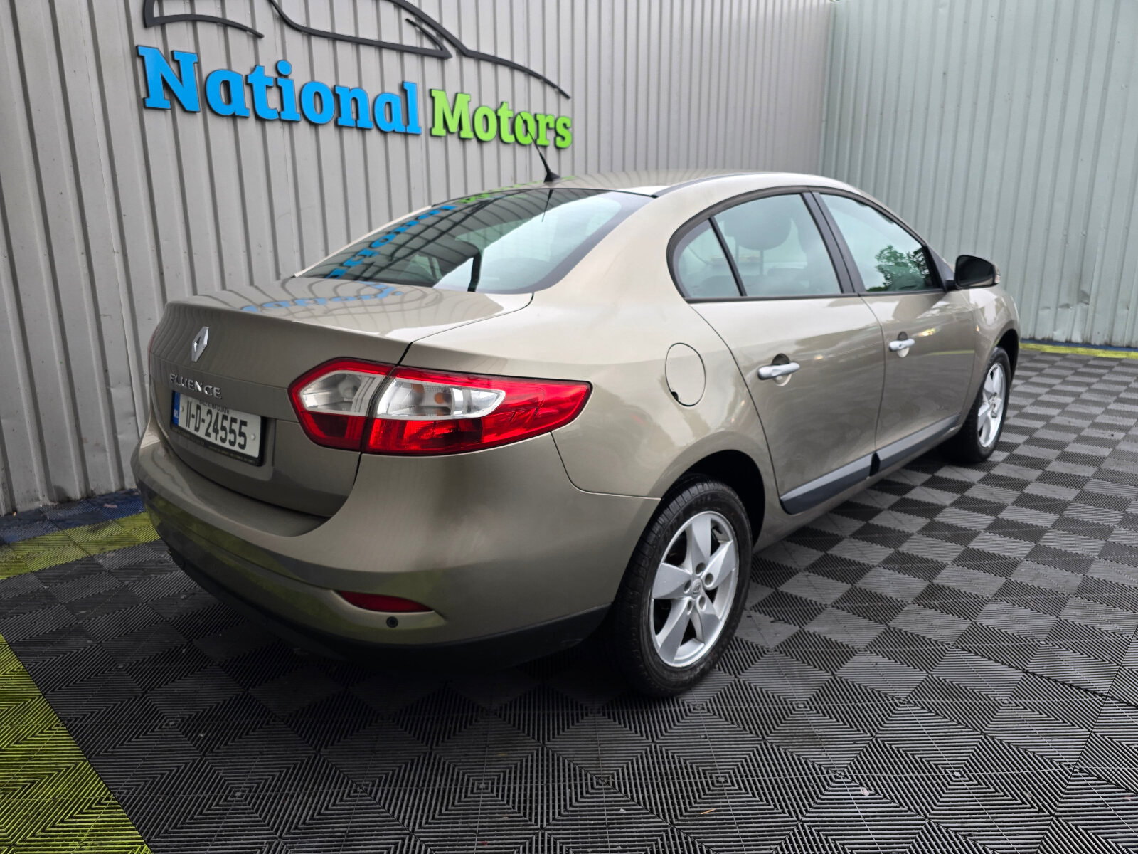 2011 Renault Fluence 1.5 DCI ECO2 DYNAMIQUE - Image 3