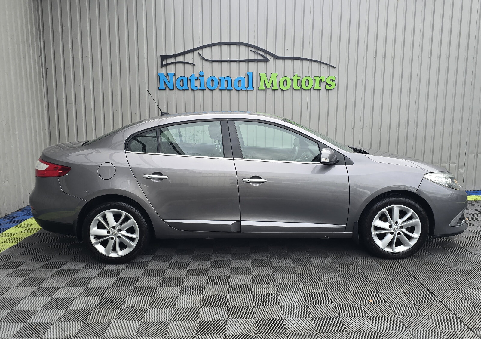 2014 Renault Fluence 1.5 DCI R-LINK - Image 2