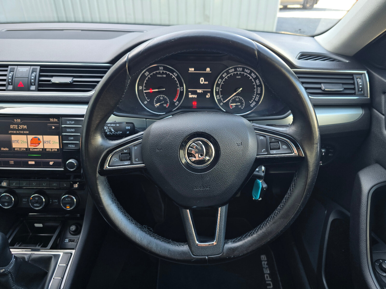 2017 Skoda Superb 1.6 TDI Ambition - Image 18