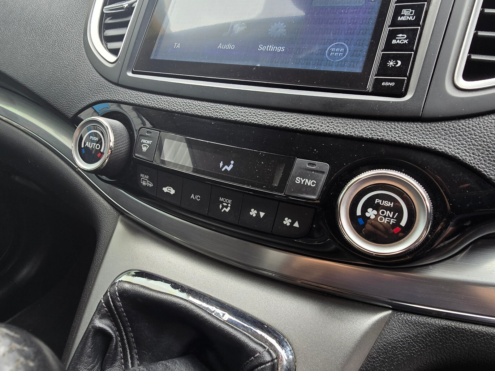 2017 Honda CR-V 1.6 i-DTEC SE - Image 17
