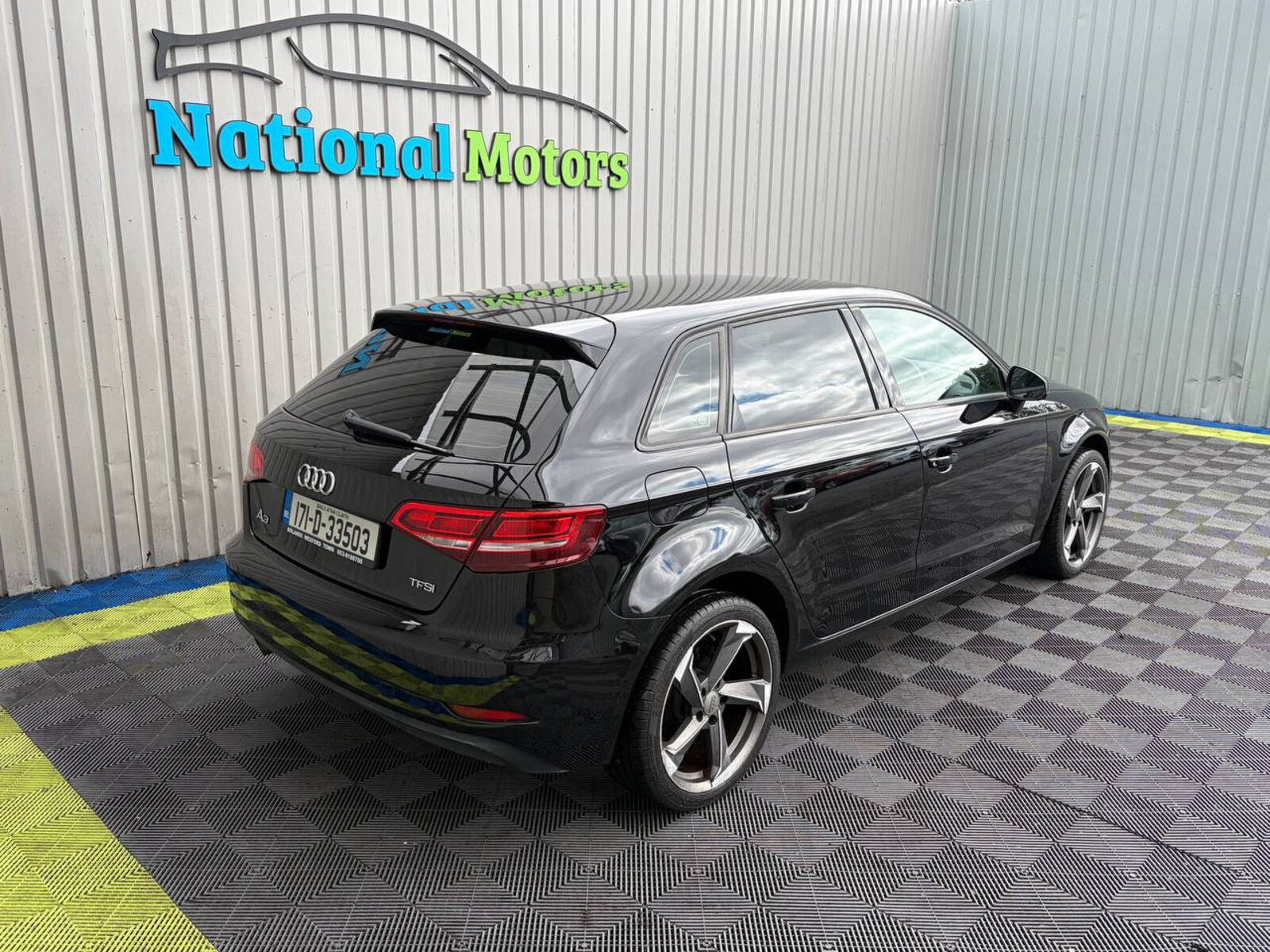 2017 Audi A3 1.0 AUTOMATIC TFSI S-Tronic SE - Image 3