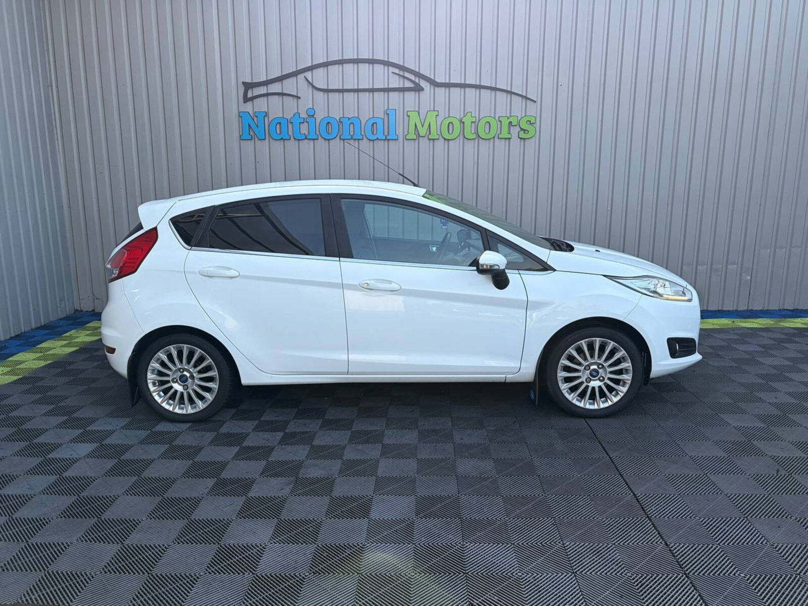 2014 Ford Fiesta 1.0 TITANIUM - Image 2