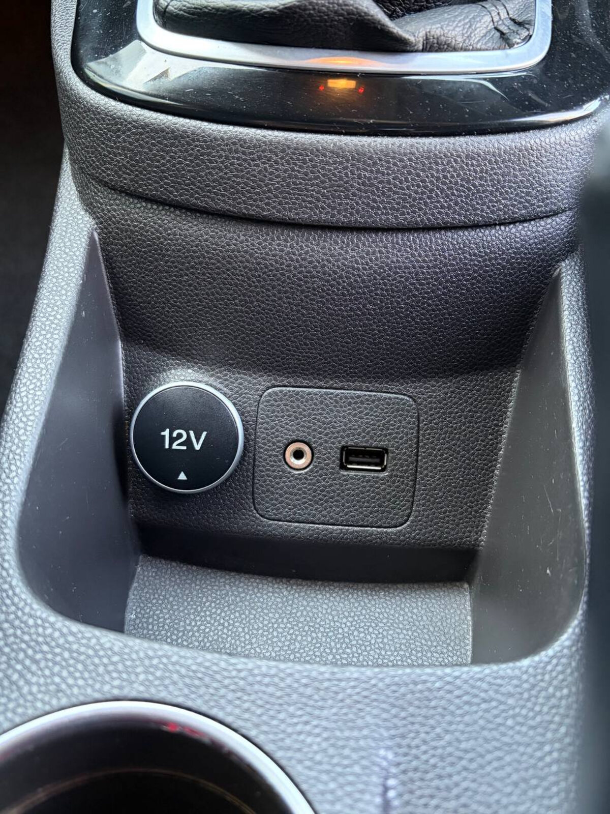 2014 Ford Fiesta 1.0 TITANIUM - Image 15