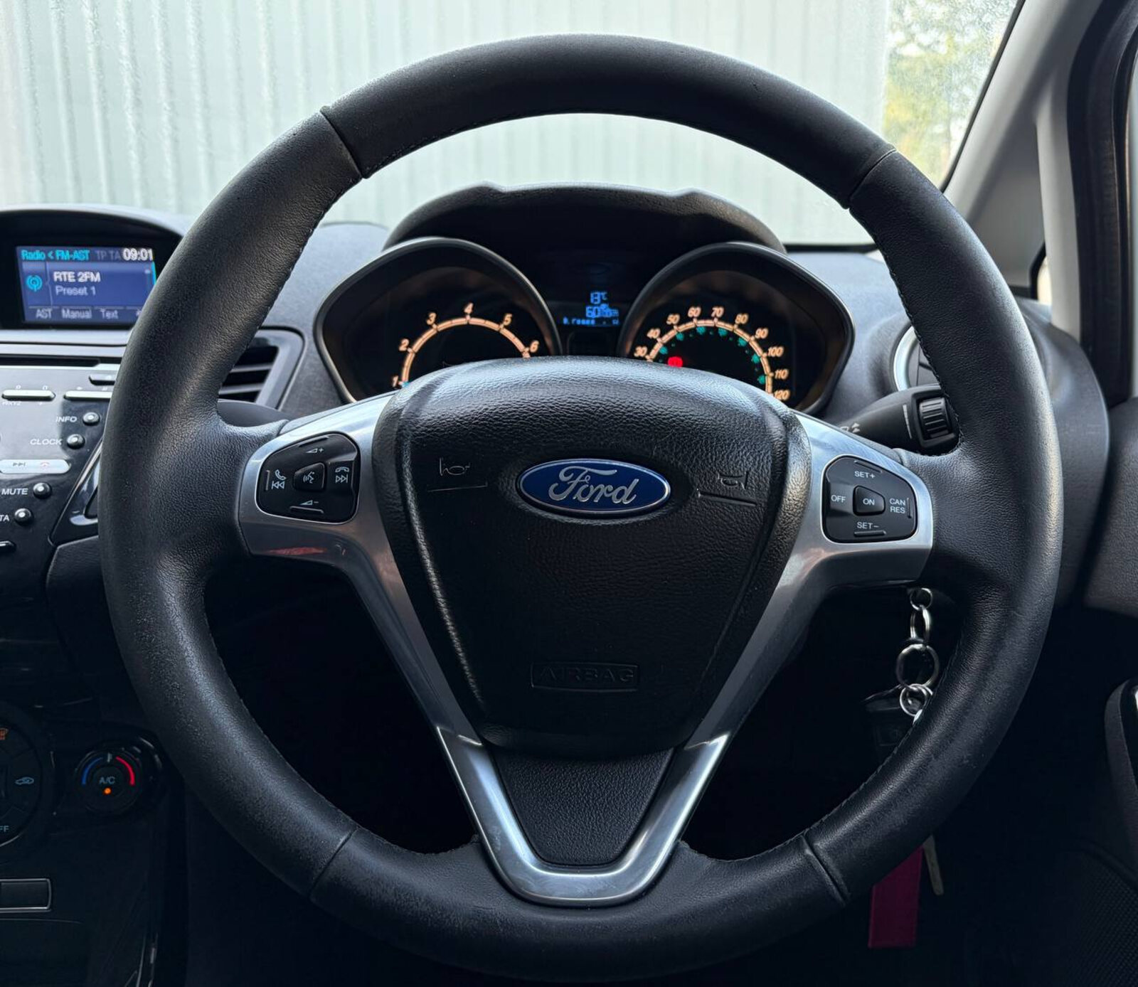 2014 Ford Fiesta 1.0 TITANIUM - Image 18