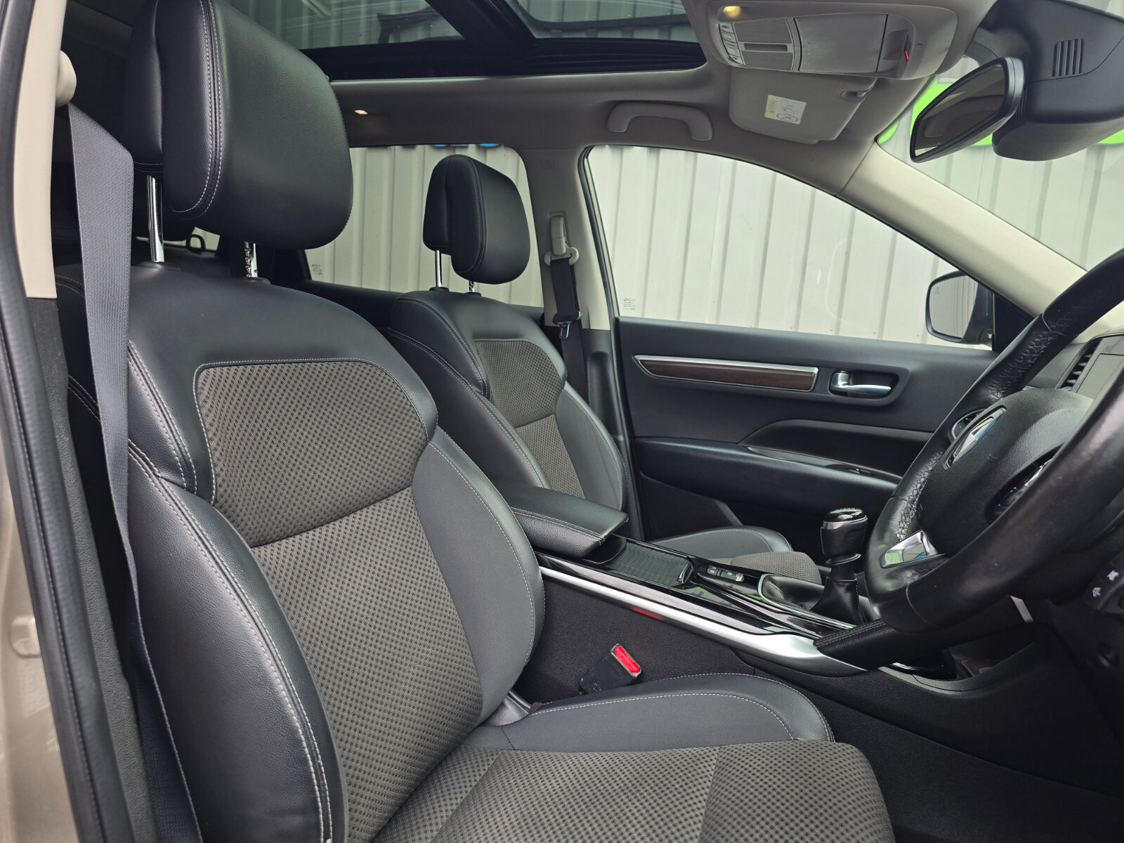 2017 Renault Koleos 1.6 dCi DYNAMIQUE S NAV - Image 13