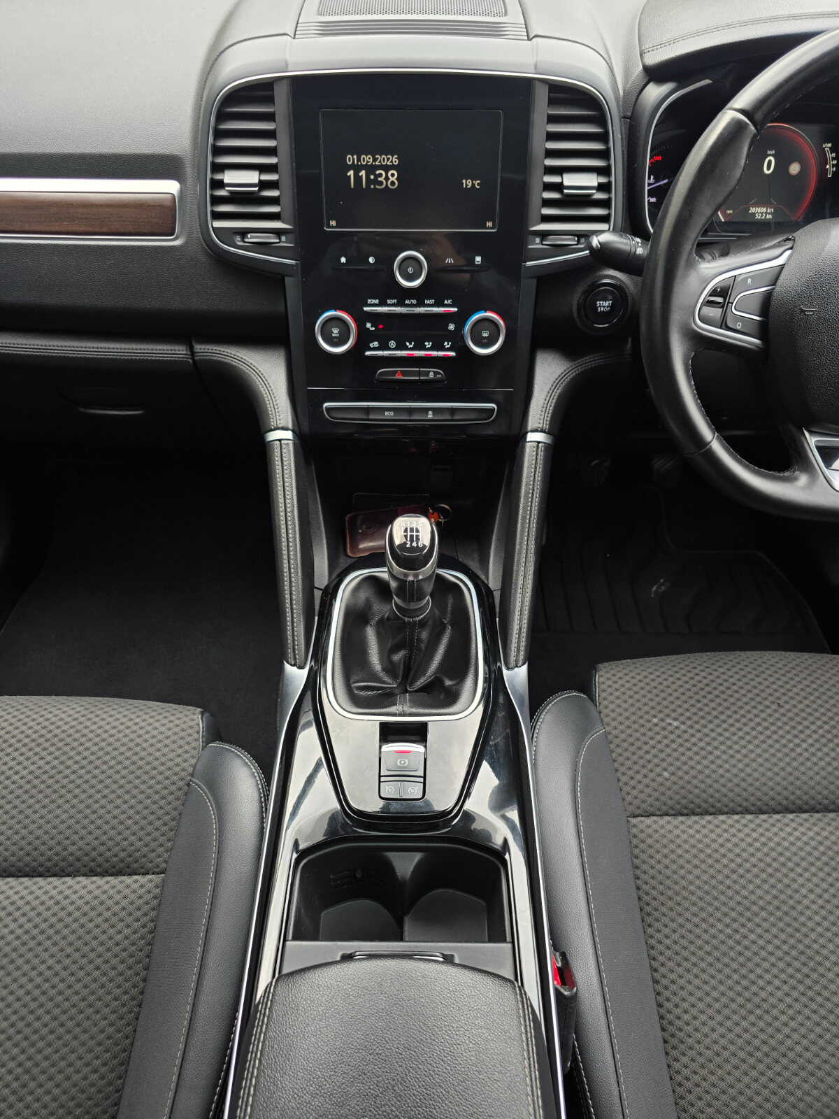 2017 Renault Koleos 1.6 dCi DYNAMIQUE S NAV - Image 14