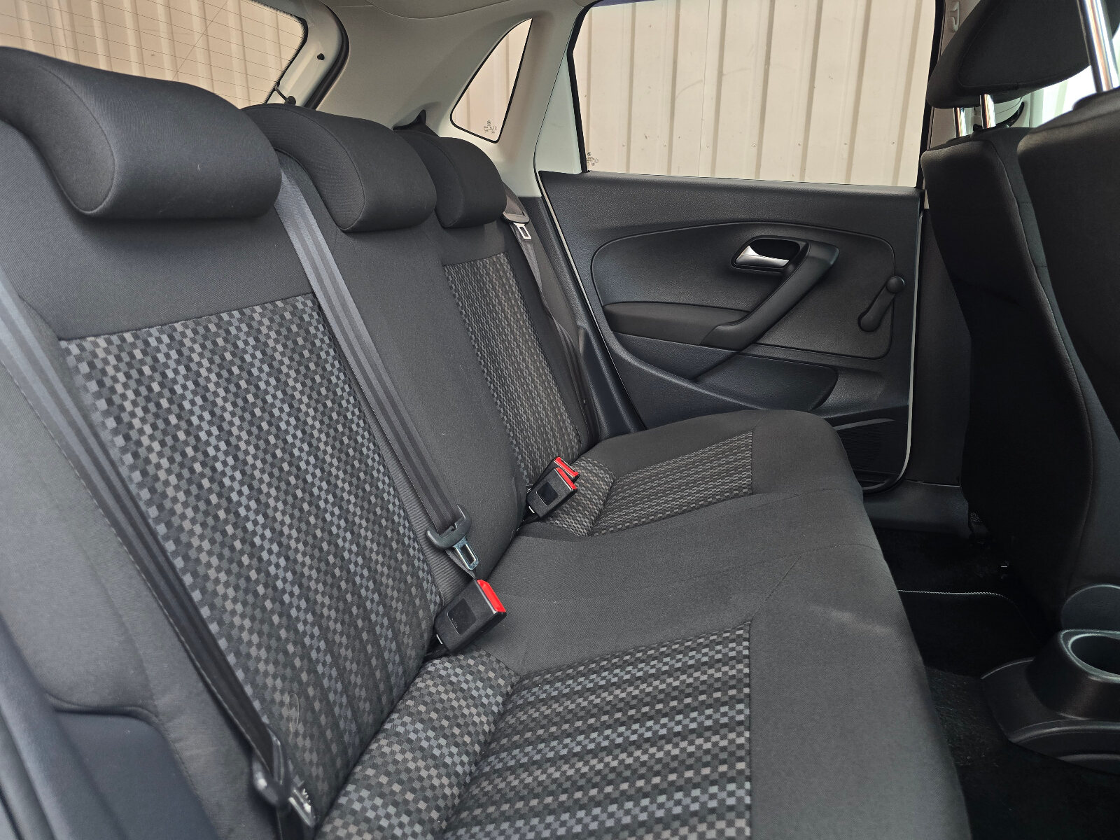 2015 Volkswagen Polo 1.4 TDI Trendline - Image 19