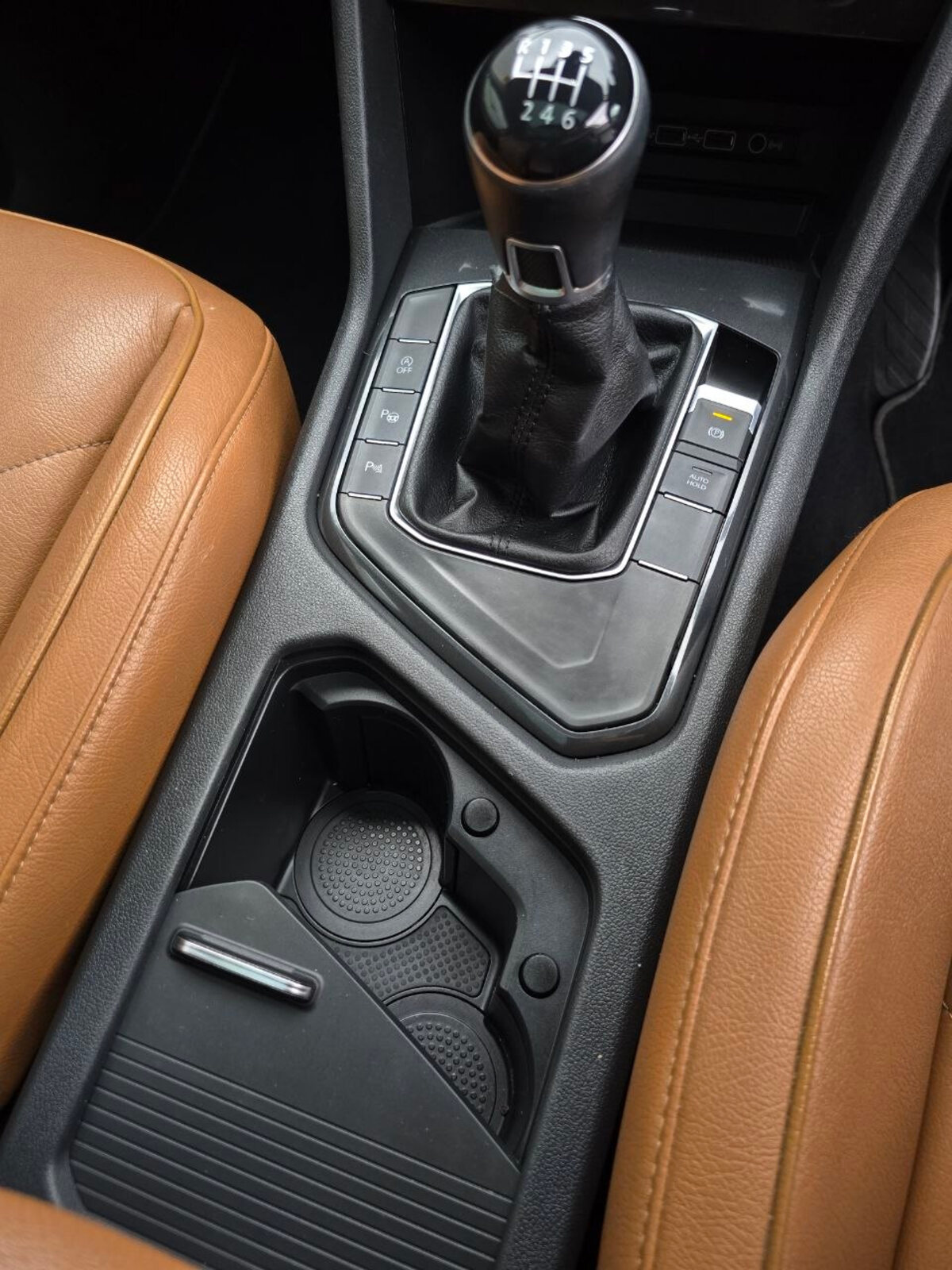 2018 Volkswagen Tiguan 2.0 TDI Comfortline - Image 15