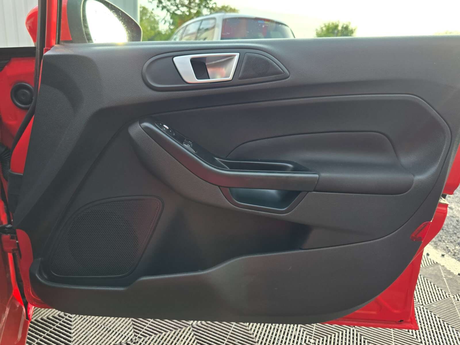 2014 Ford Fiesta 1.2 PETROL - Image 20