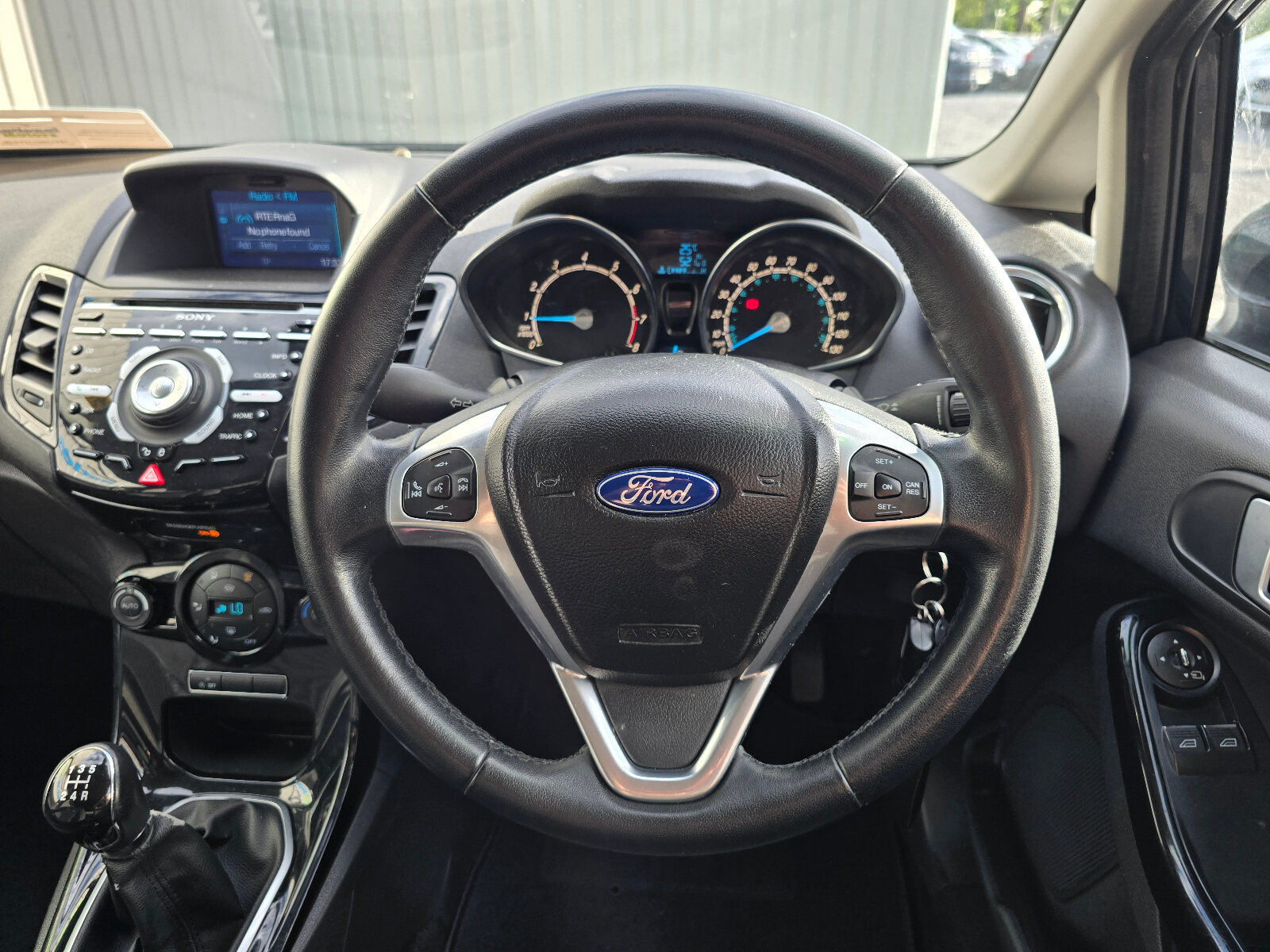 2014 Ford Fiesta  TITANIUM 1.0 PETROL - Image 17