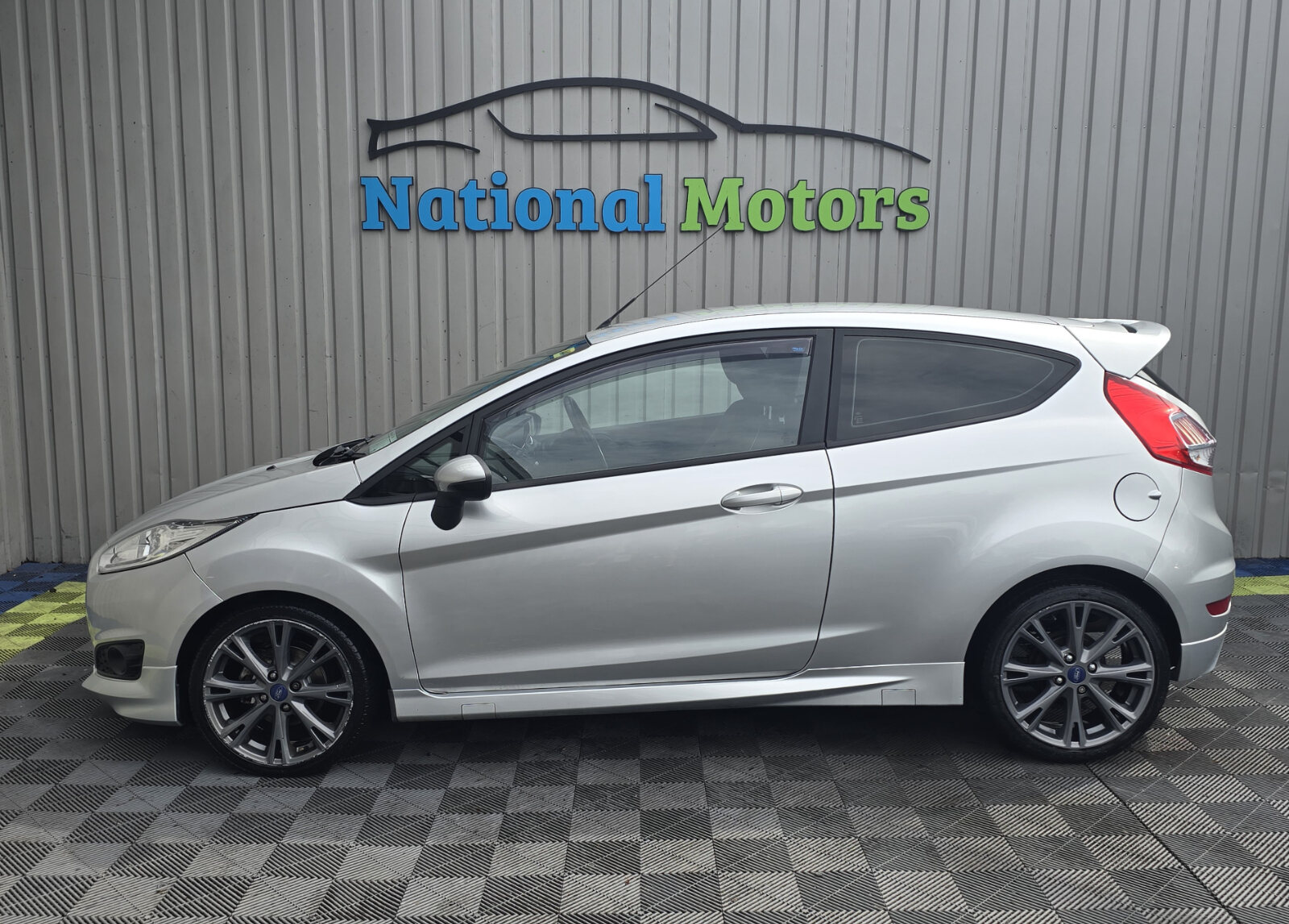 2016 Ford Fiesta ZETEC-S 1.0 PETROL - Image 7