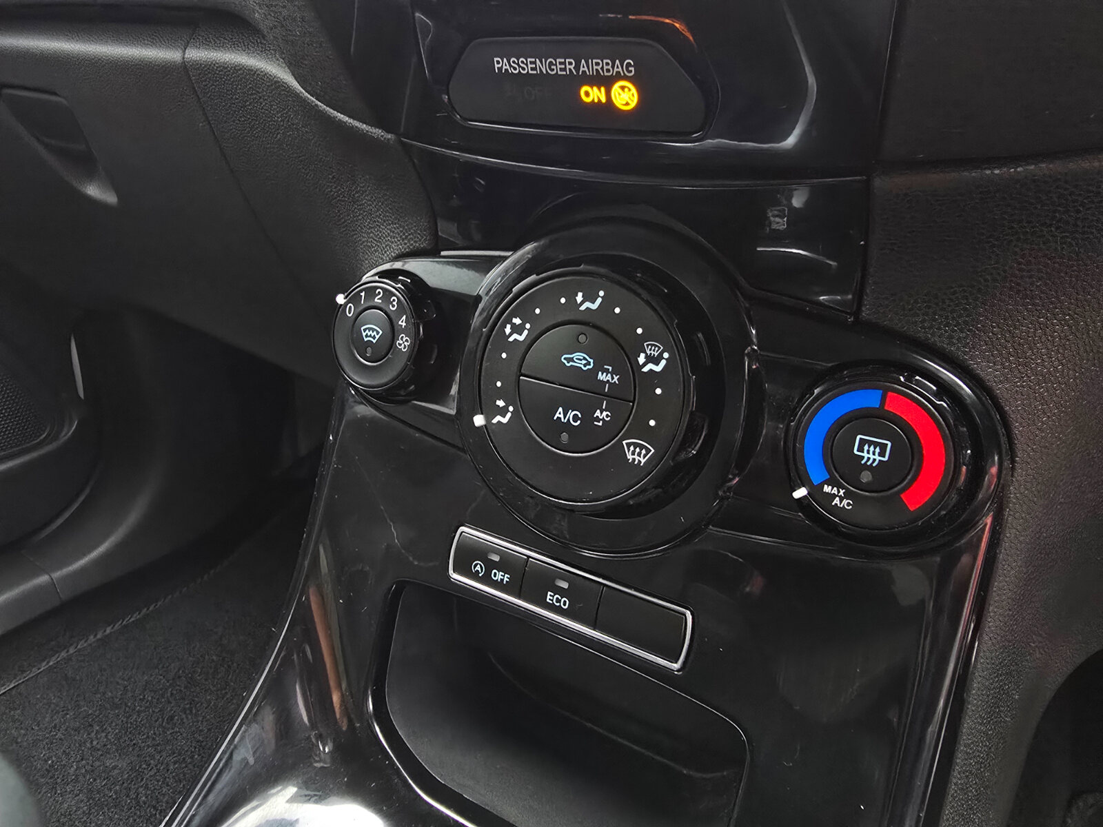 2016 Ford Fiesta ZETEC-S 1.0 PETROL - Image 15