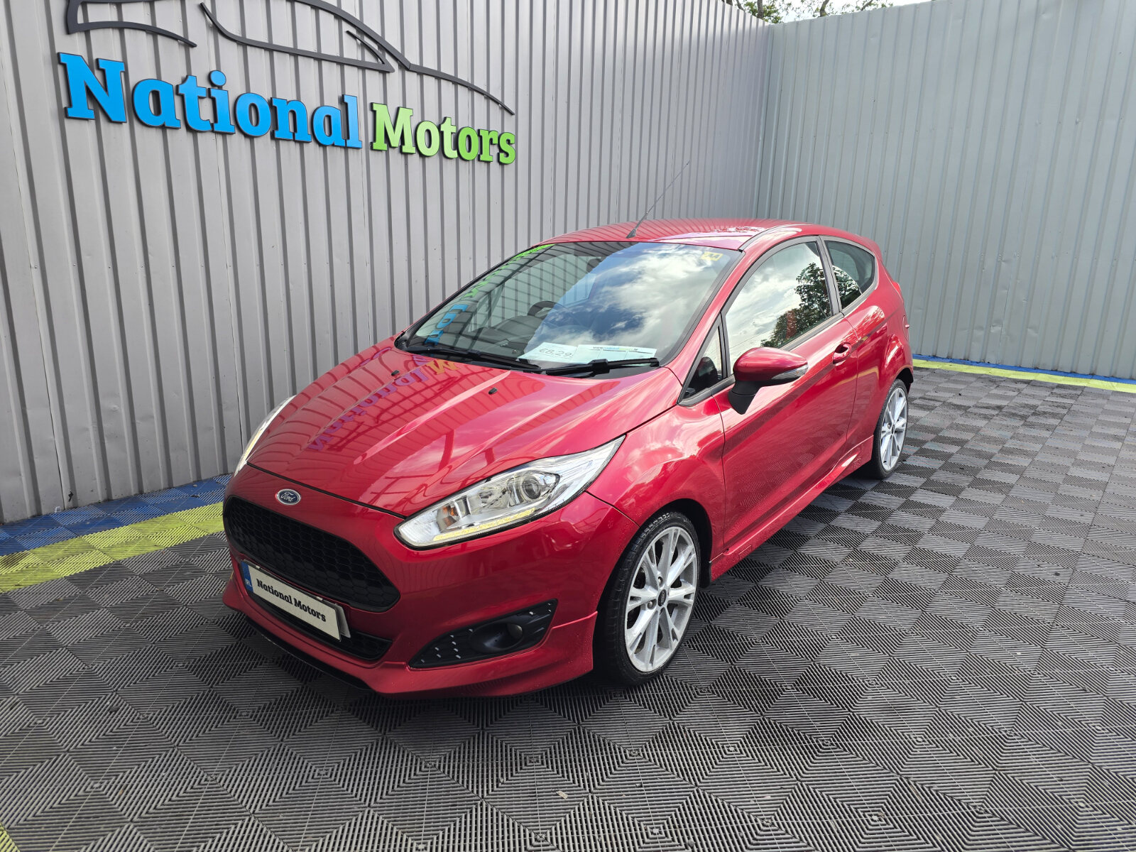 2015 Ford Fiesta ZETEC-S 1.0 PETROL - Image 8