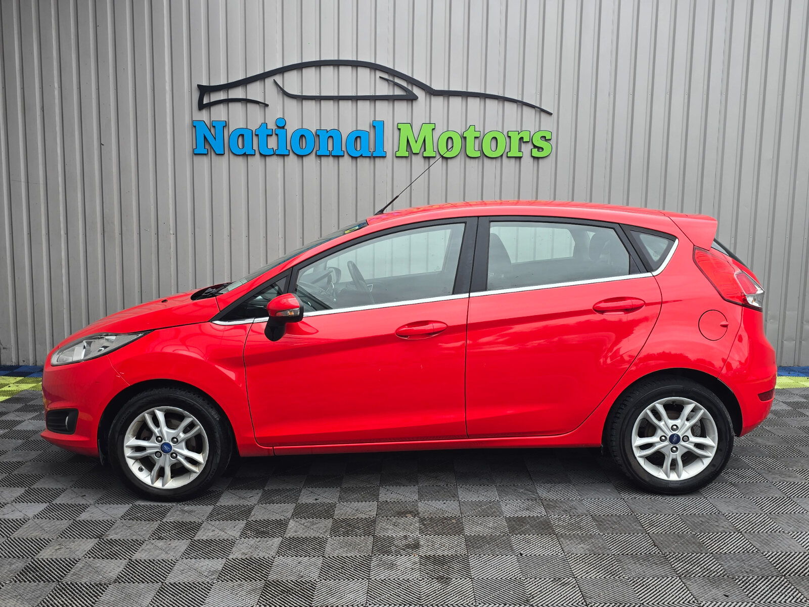 2014 Ford Fiesta ZETEC 1.2 PETROL - Image 7