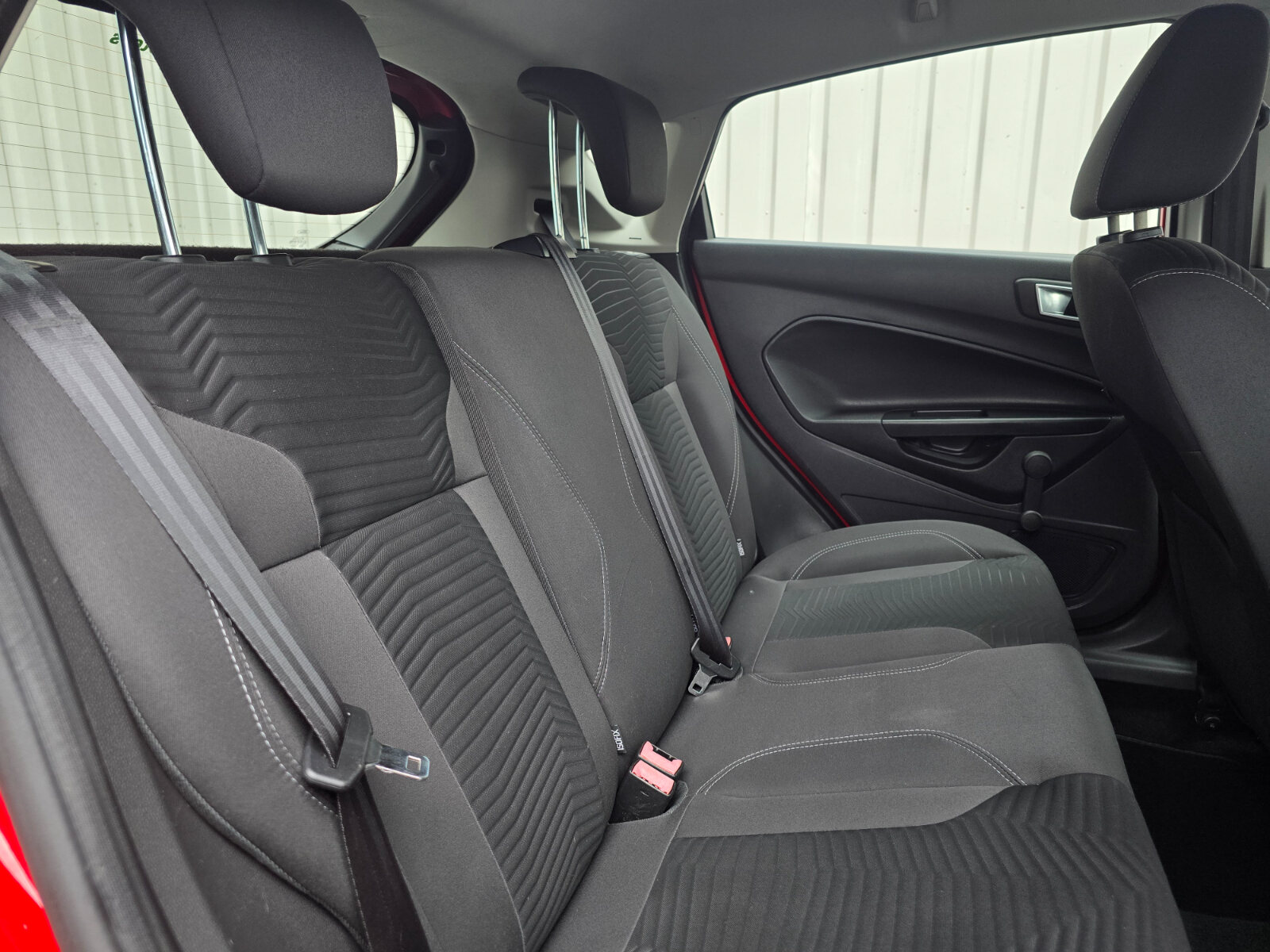 2014 Ford Fiesta ZETEC 1.2 PETROL - Image 20