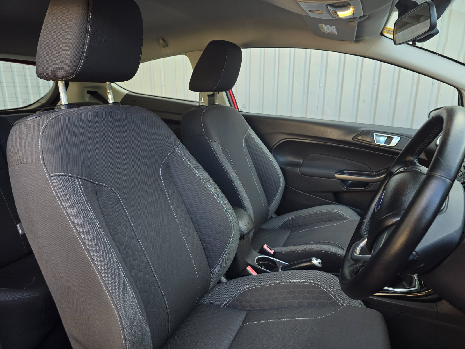 2014 Ford Fiesta ZETEC-S 1.0 PETROL - Image 11