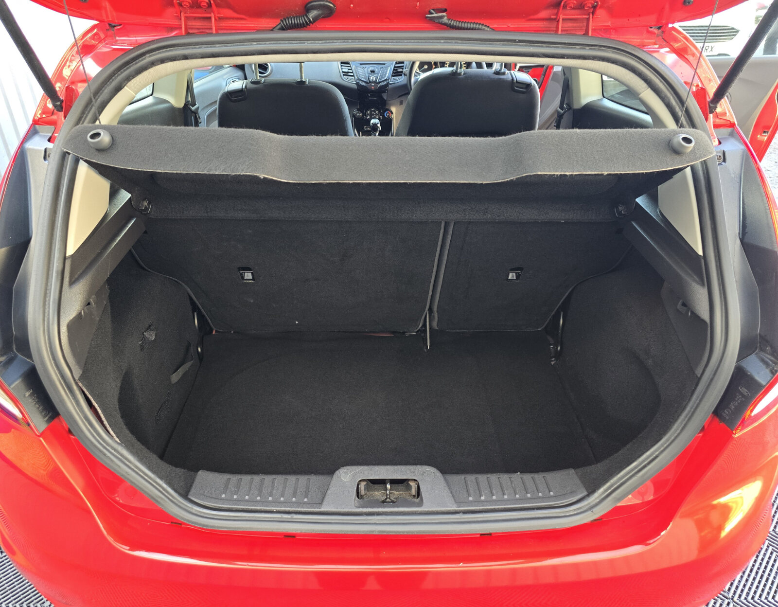 2014 Ford Fiesta ZETEC-S 1.0 PETROL - Image 20