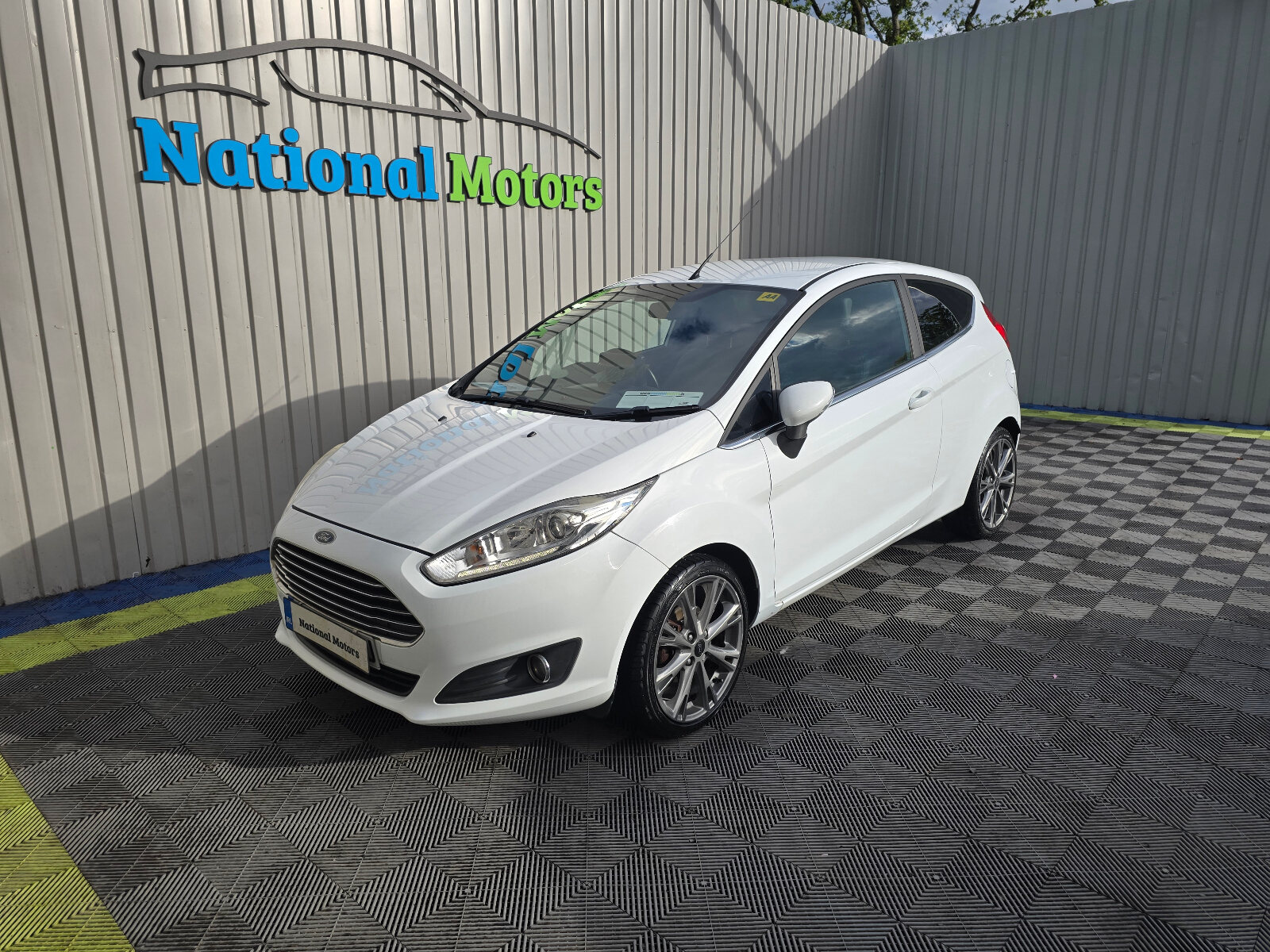 2014 Ford Fiesta SPECIAL ZETEC 1.0 PETROL - Image 8