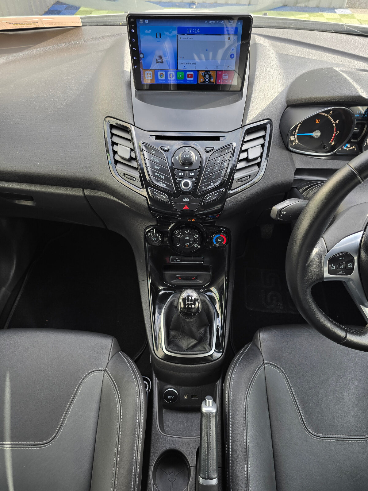 2014 Ford Fiesta SPECIAL ZETEC 1.0 PETROL - Image 13
