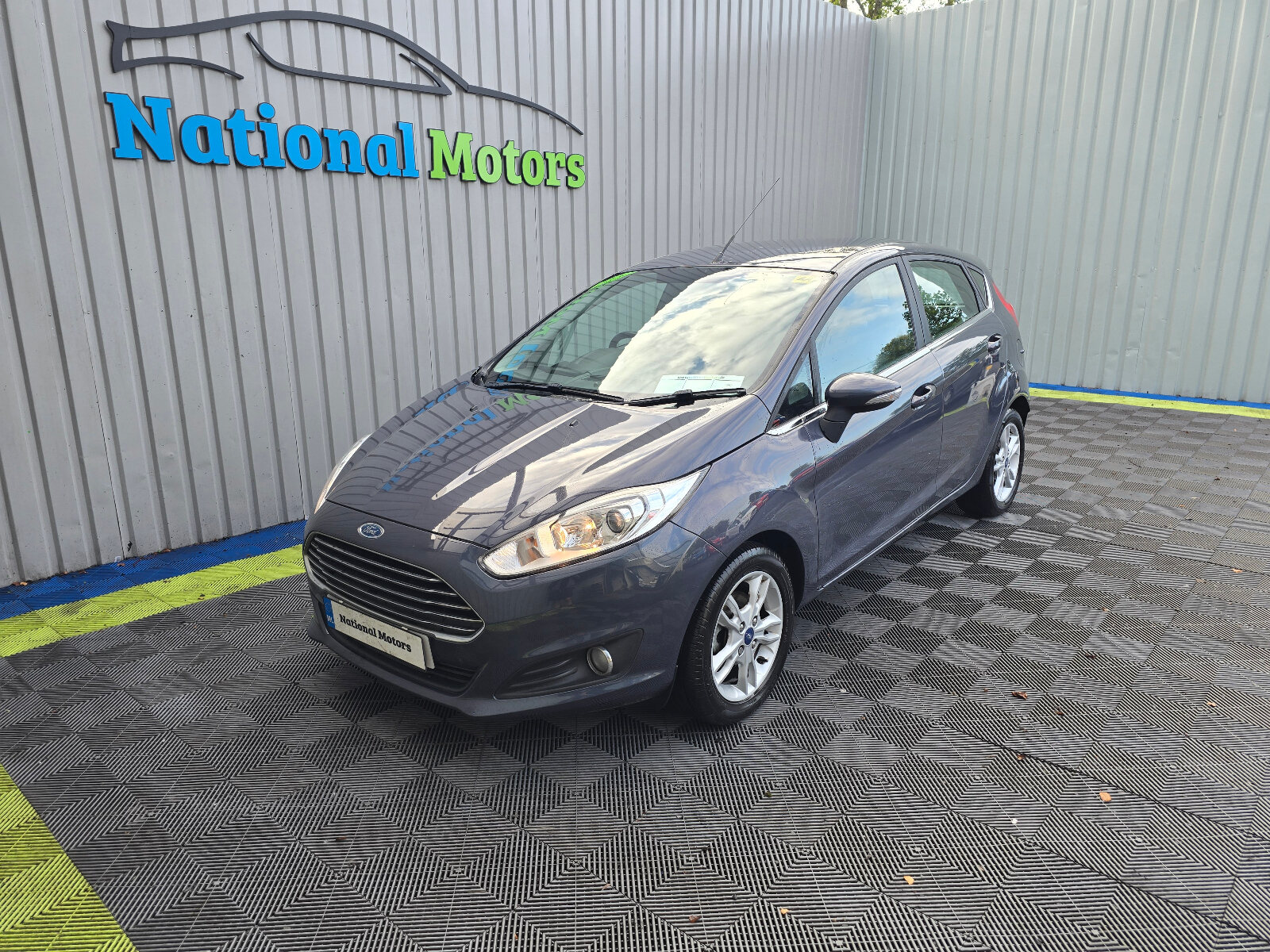 2014 Ford Fiesta ZETEC 1.0 PETROL - Image 8