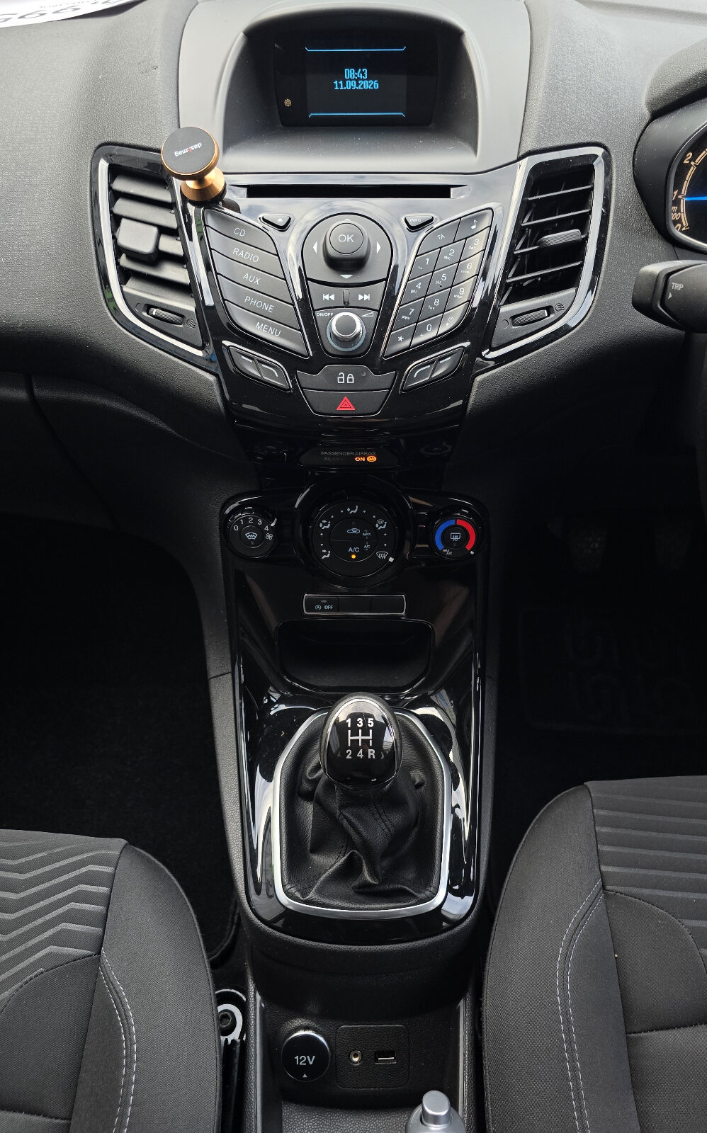 2013 Ford Fiesta 1.0 PETROL - Image 13