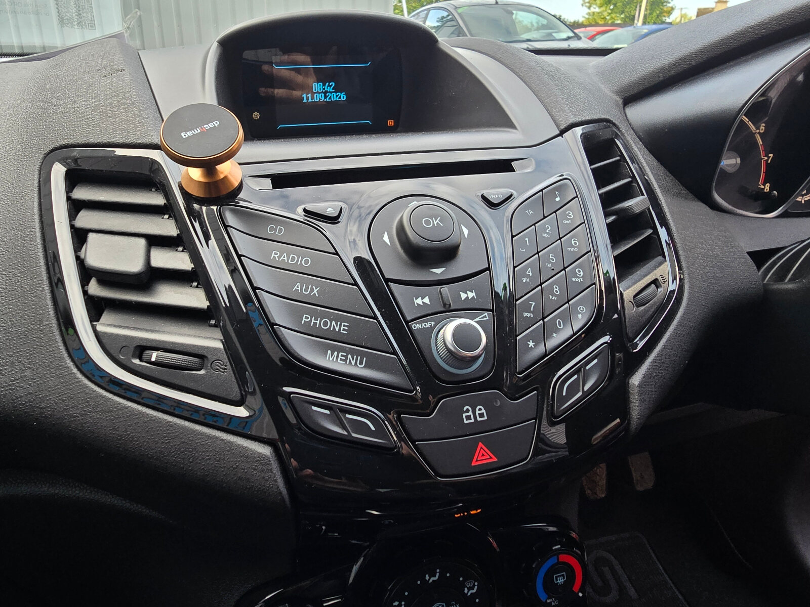 2013 Ford Fiesta 1.0 PETROL - Image 16