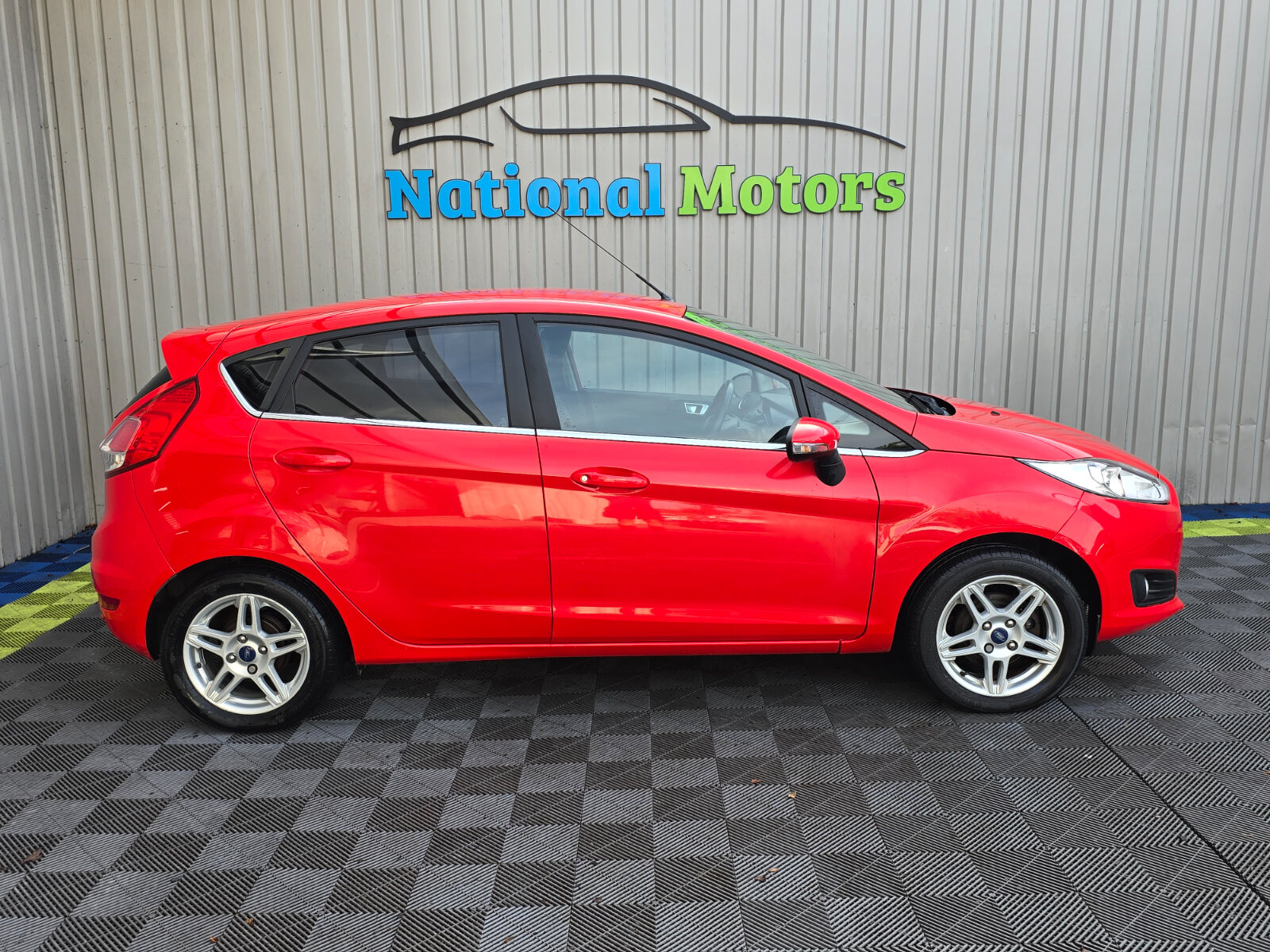 2013 Ford Fiesta 1.2 PETROL - Image 2