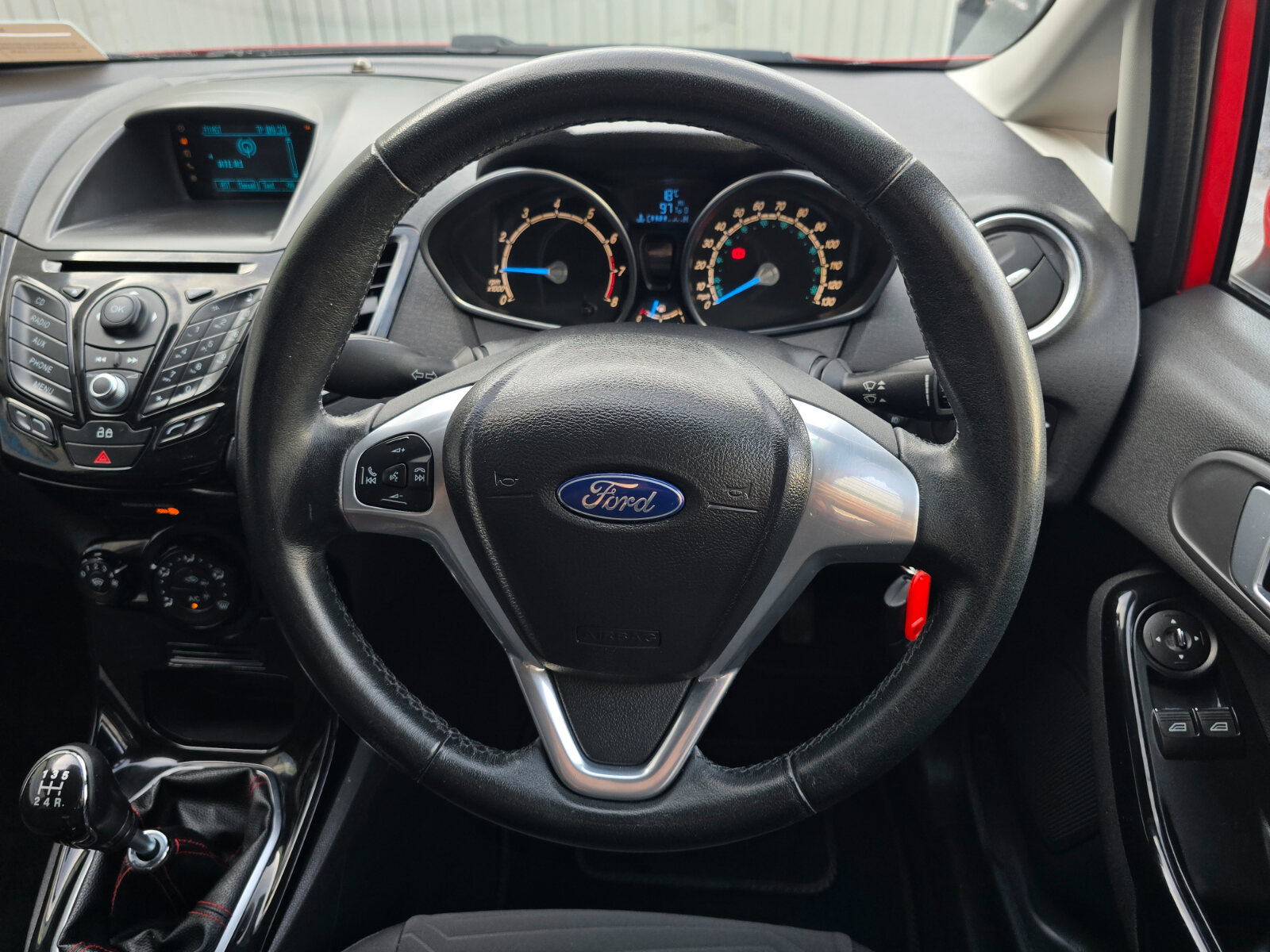2013 Ford Fiesta 1.2 PETROL - Image 16