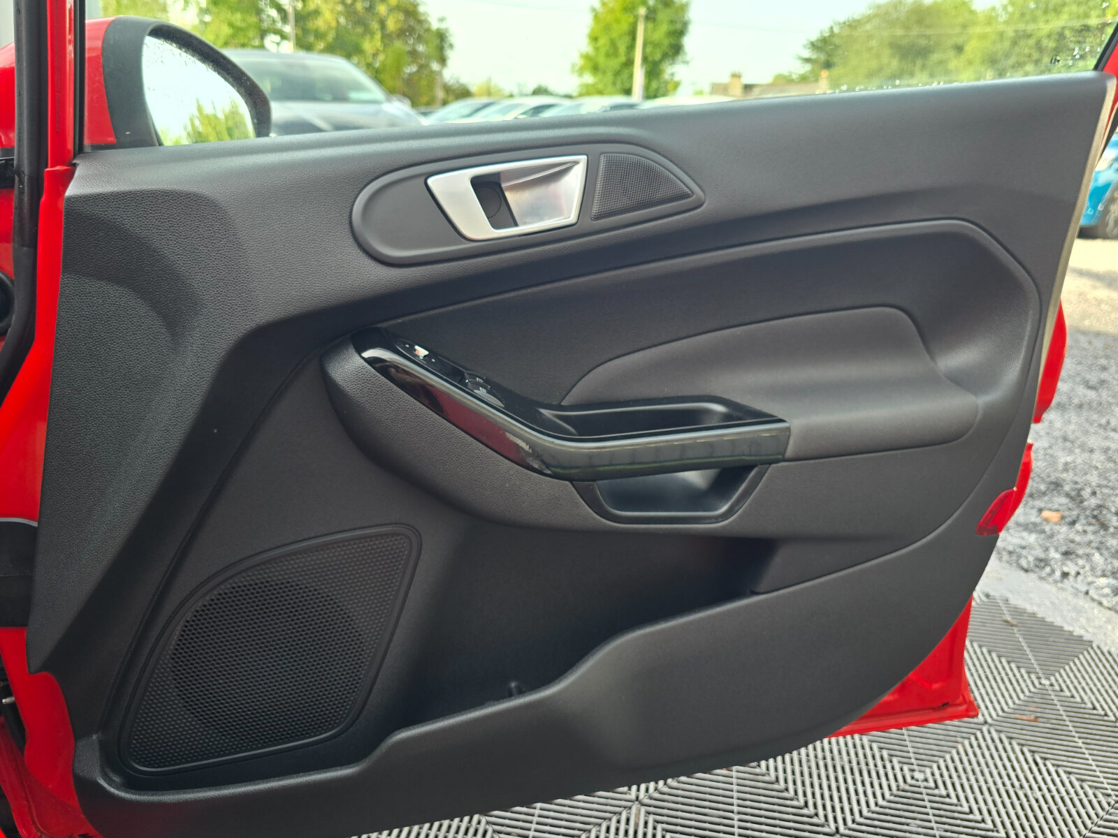 2013 Ford Fiesta 1.2 PETROL - Image 17