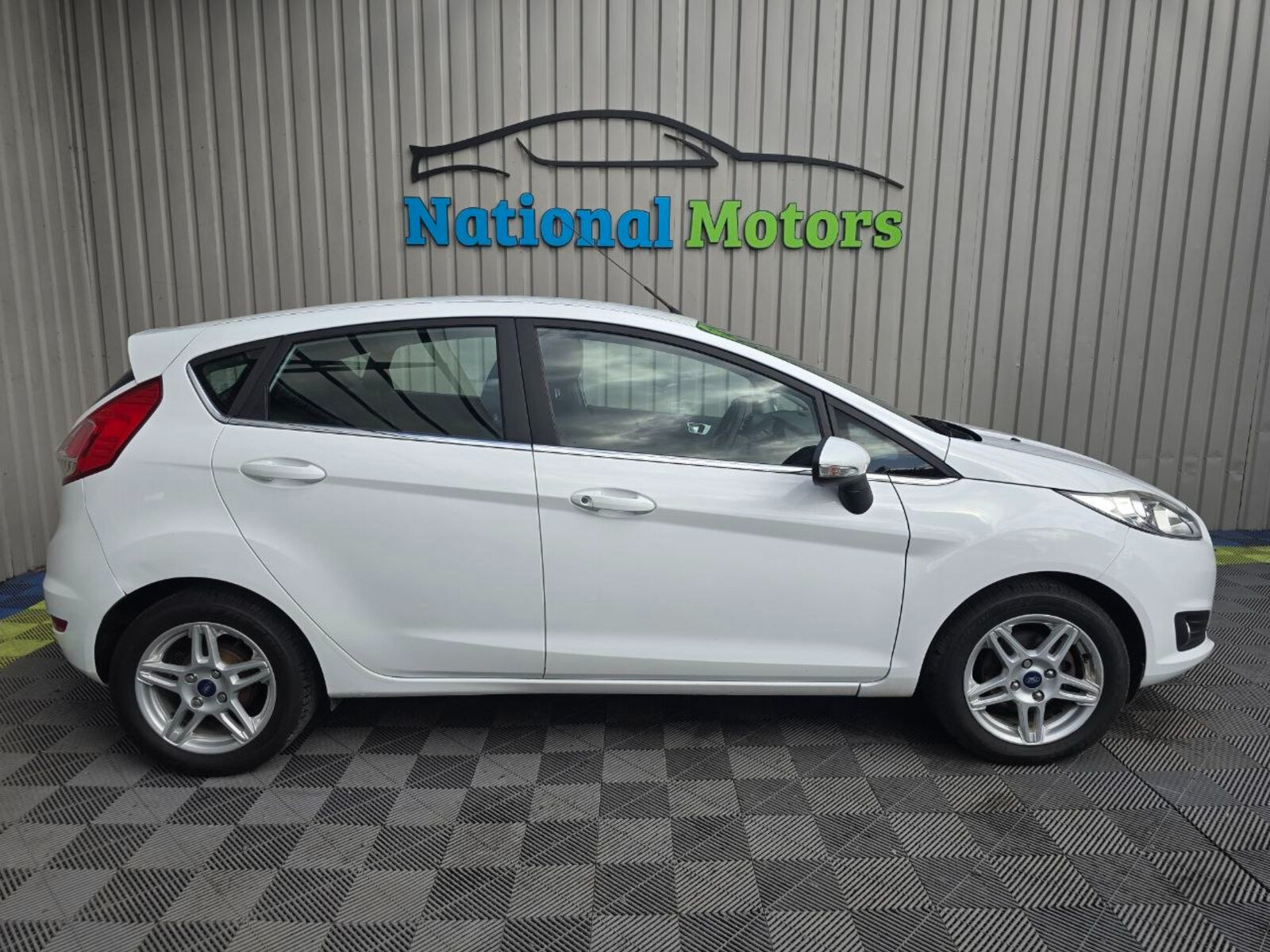 2014 Ford Fiesta ZETEC 1.2 PETROL - Image 2