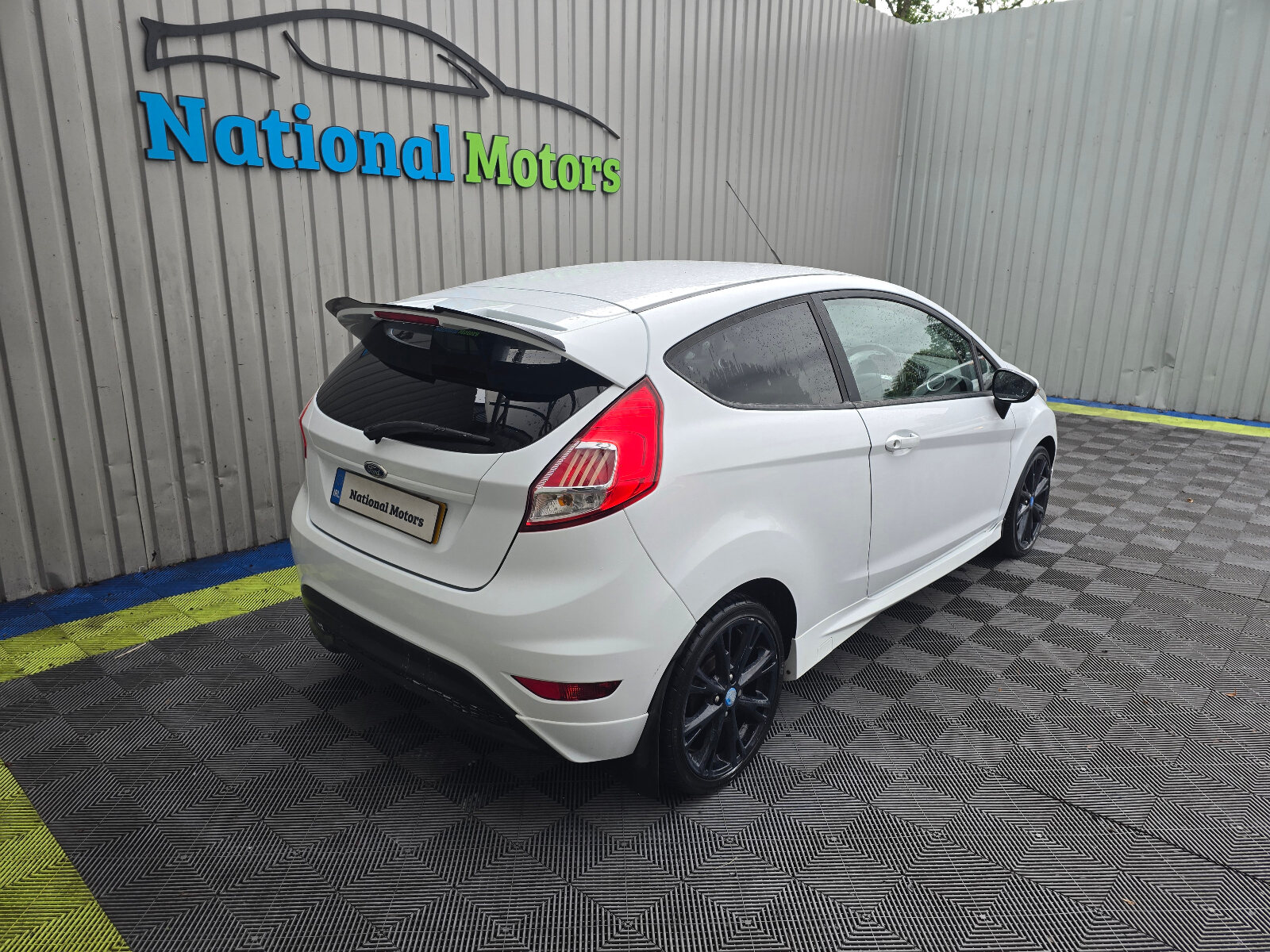 2016 Ford Fiesta ZETEC-S 1.0 PETROL - Image 3