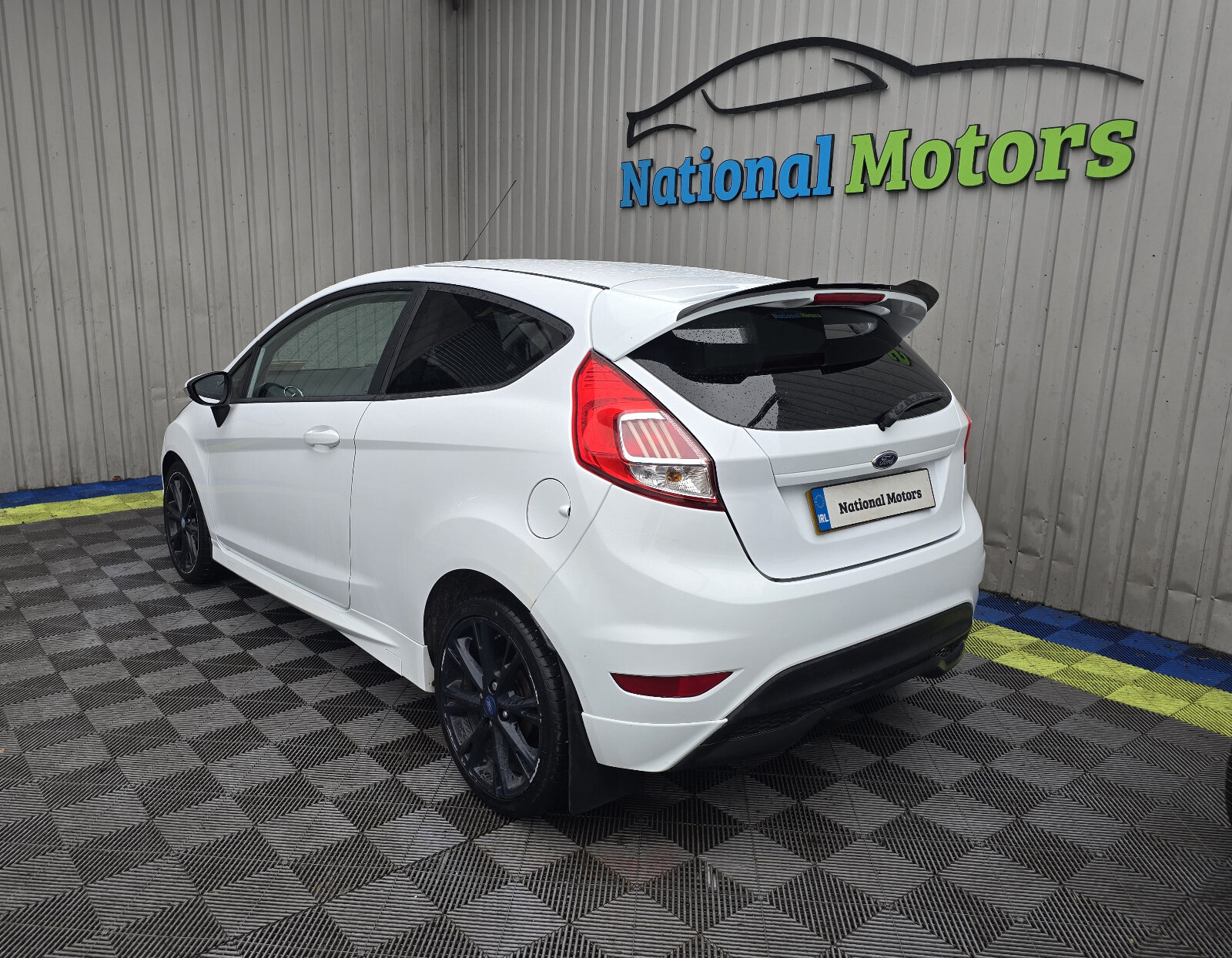 2016 Ford Fiesta ZETEC-S 1.0 PETROL - Image 5
