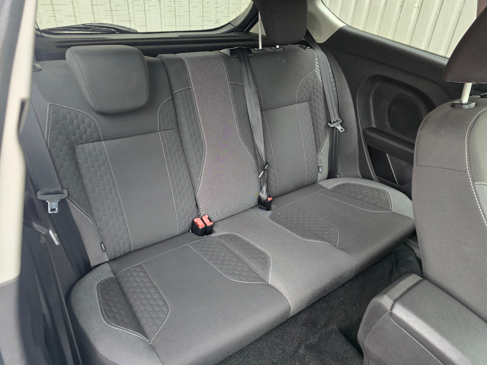 2016 Ford Fiesta ZETEC-S 1.0 PETROL - Image 20