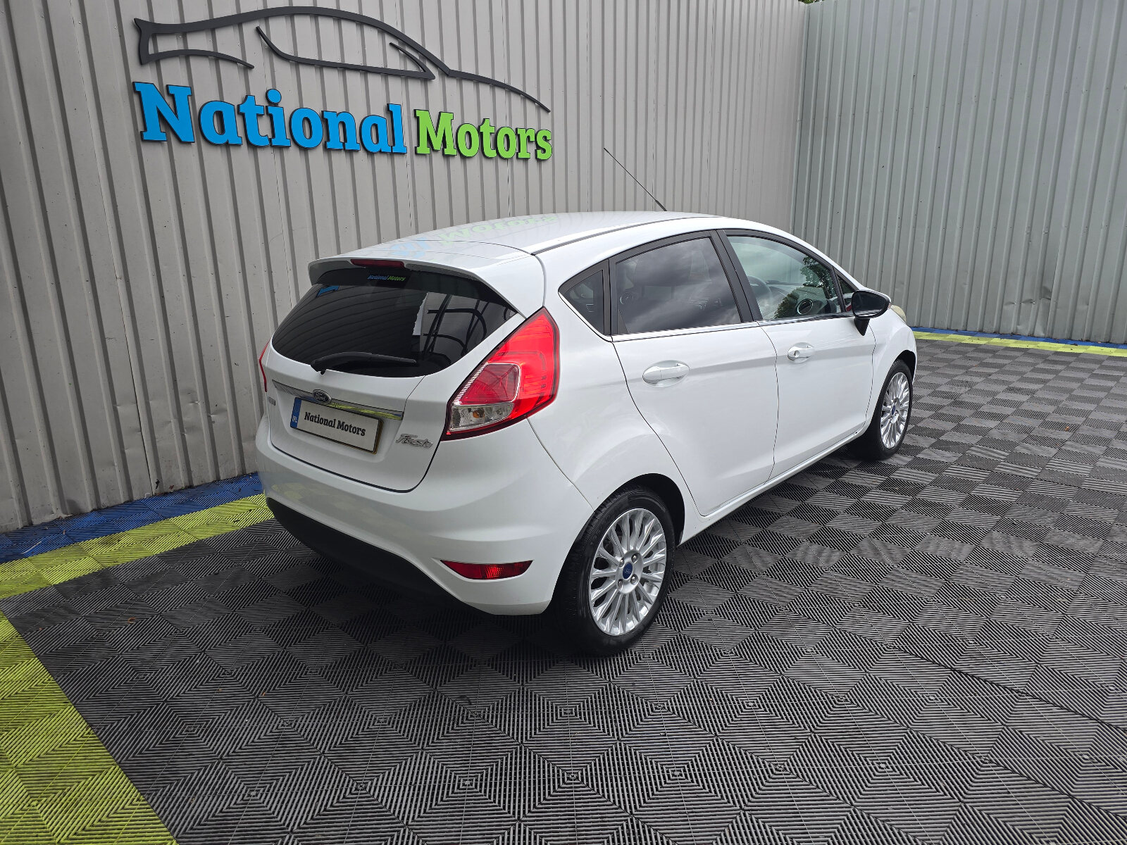 2014 Ford Fiesta TITANIUM 1.0 PETROL - Image 3