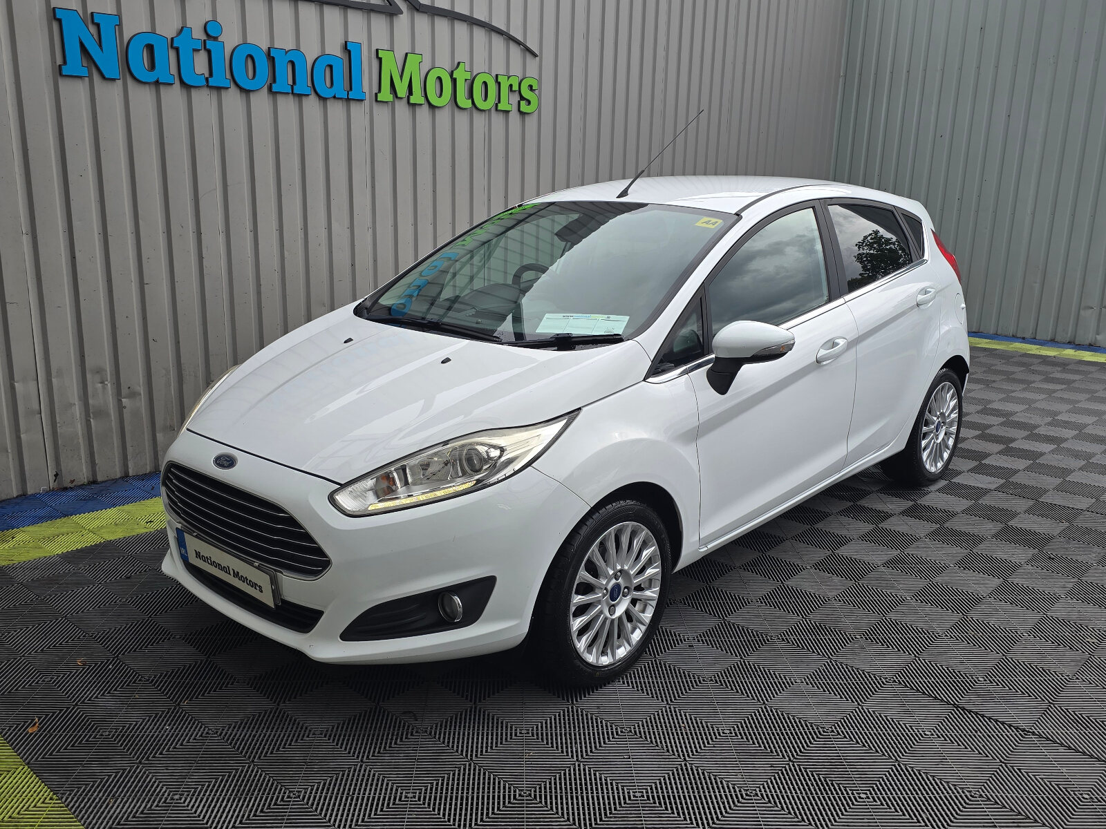 2014 Ford Fiesta TITANIUM 1.0 PETROL - Image 8