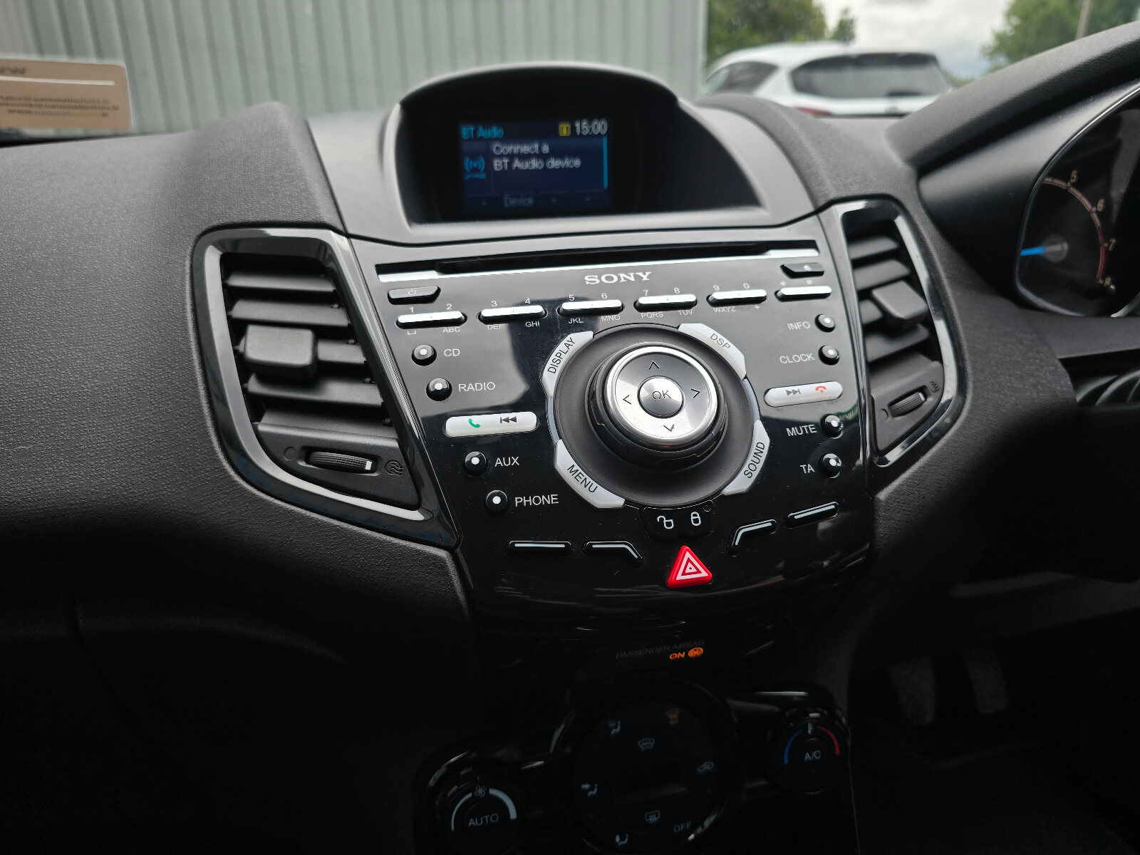 2014 Ford Fiesta TITANIUM 1.0 PETROL - Image 16