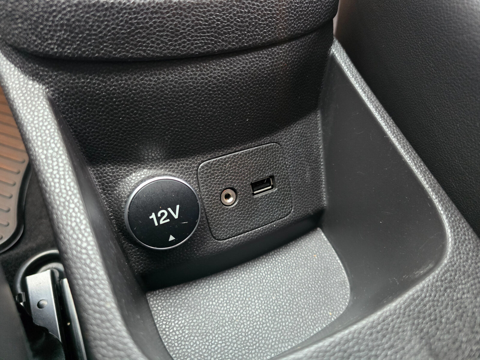 2014 Ford Fiesta TITANIUM X 1.0 PETROL - Image 14