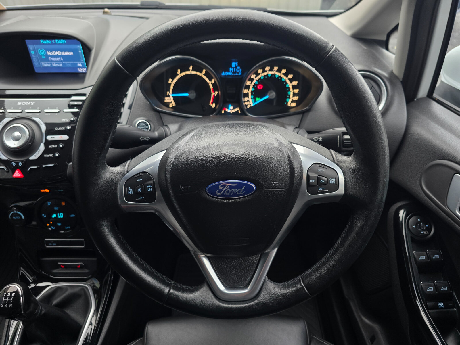 2014 Ford Fiesta TITANIUM X 1.0 PETROL - Image 17