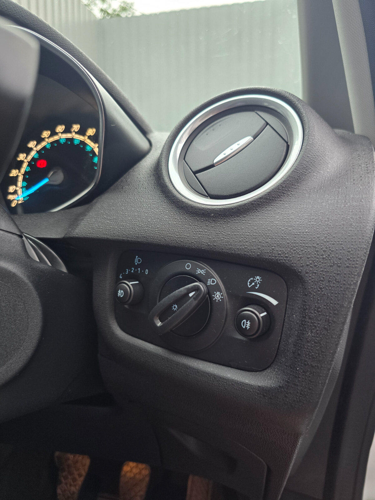 2014 Ford Fiesta TITANIUM X 1.0 PETROL - Image 18