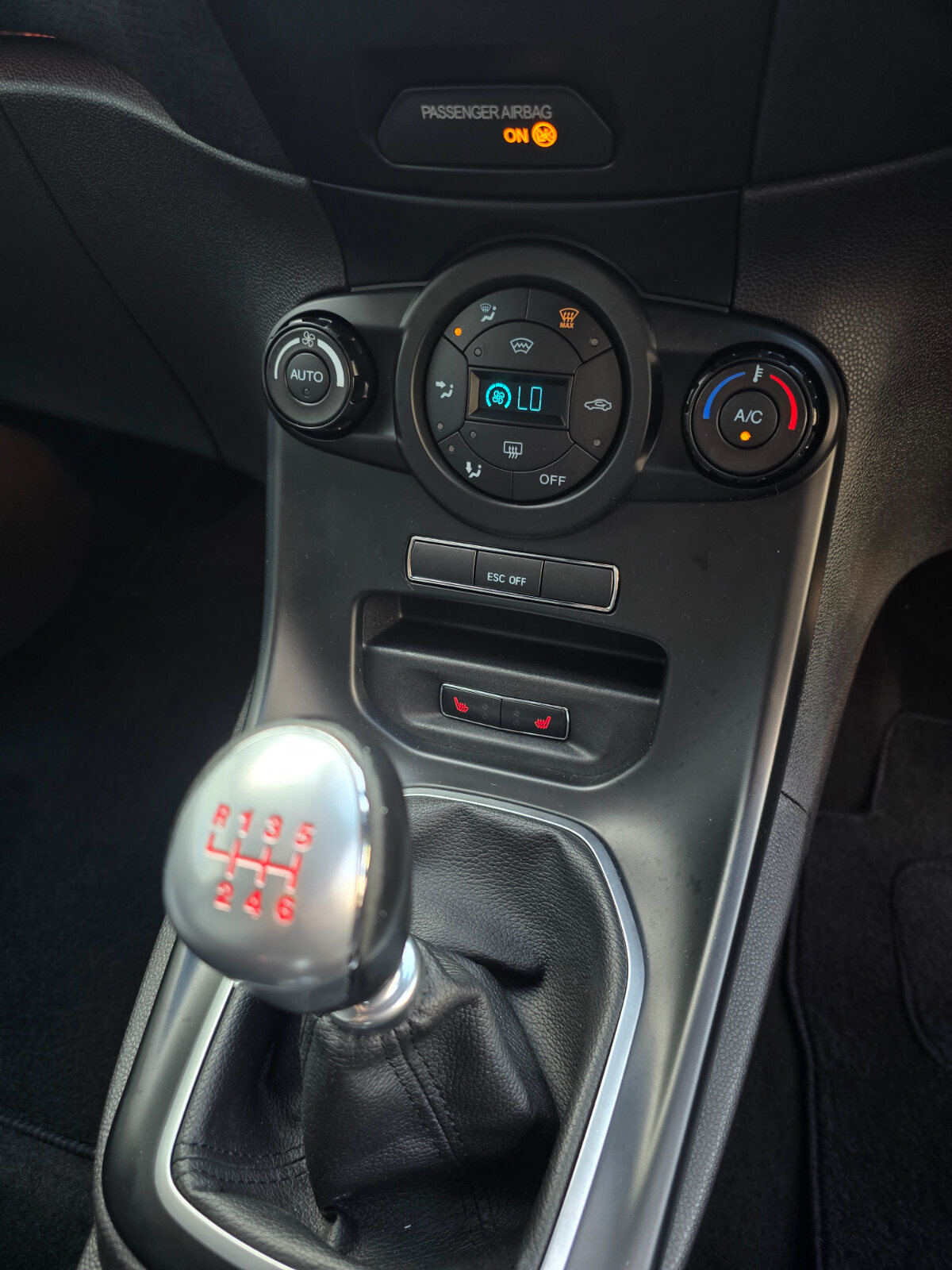 2014 Ford Fiesta ST-3 1.6 PETROL - Image 16