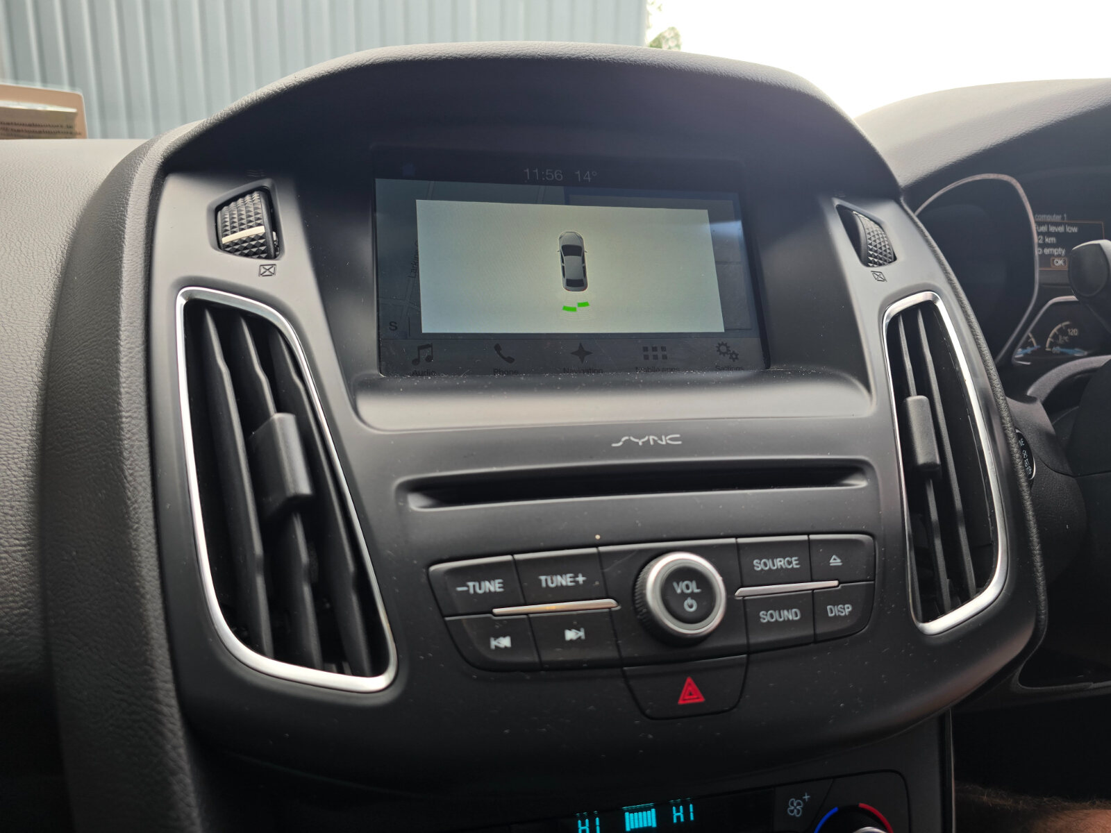 2018 Ford Focus Titanium 1.5 TDCi - Image 11