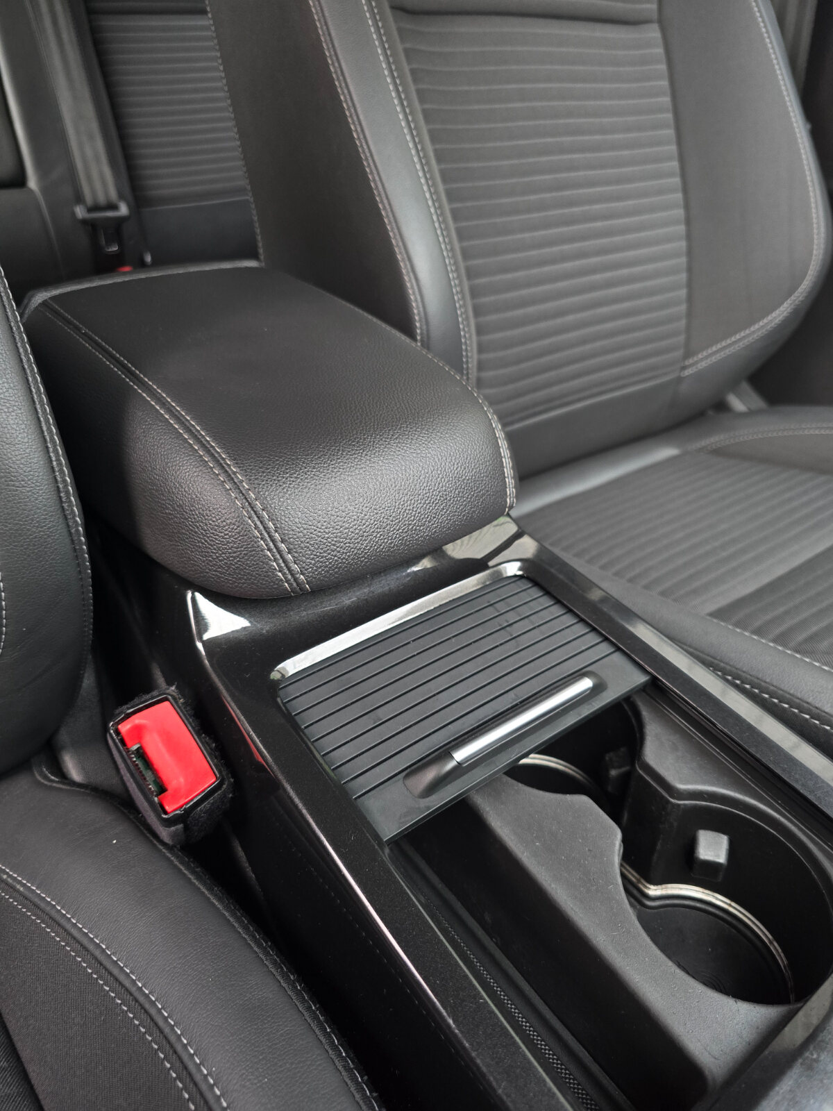 2019 Ford Kuga TITANIUM 1.5 TDCi - Image 13